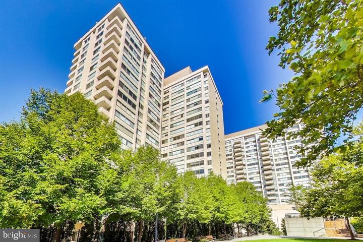 WILLOUGHBY OF CHEVY CHASE - Residential