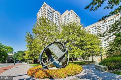 Photo of 5500 Friendship Boulevard #1823N, CHEVY CHASE, MD 20815 (MLS # MDMC2229136)