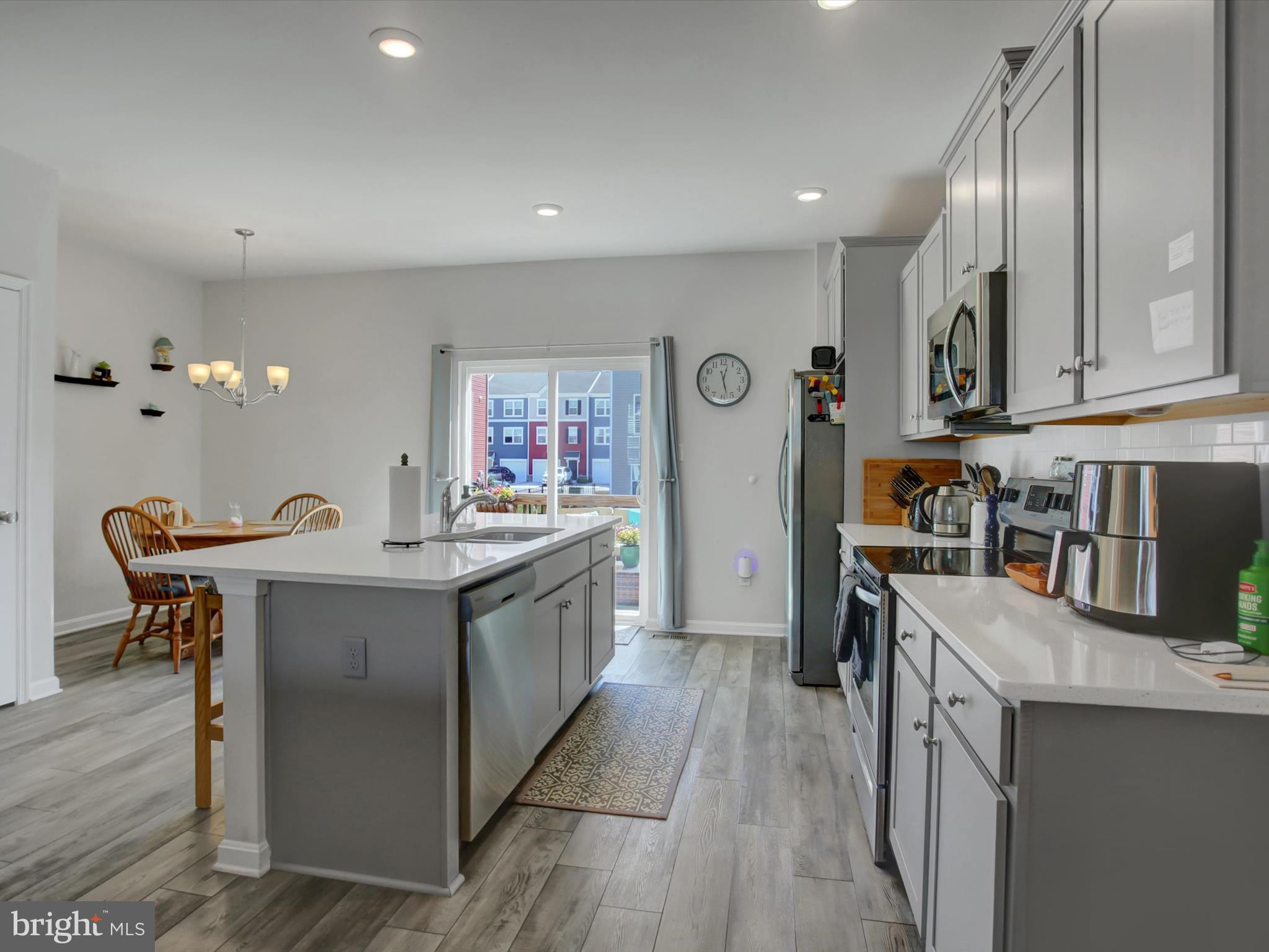 BERKELEY RIDGE - Residential