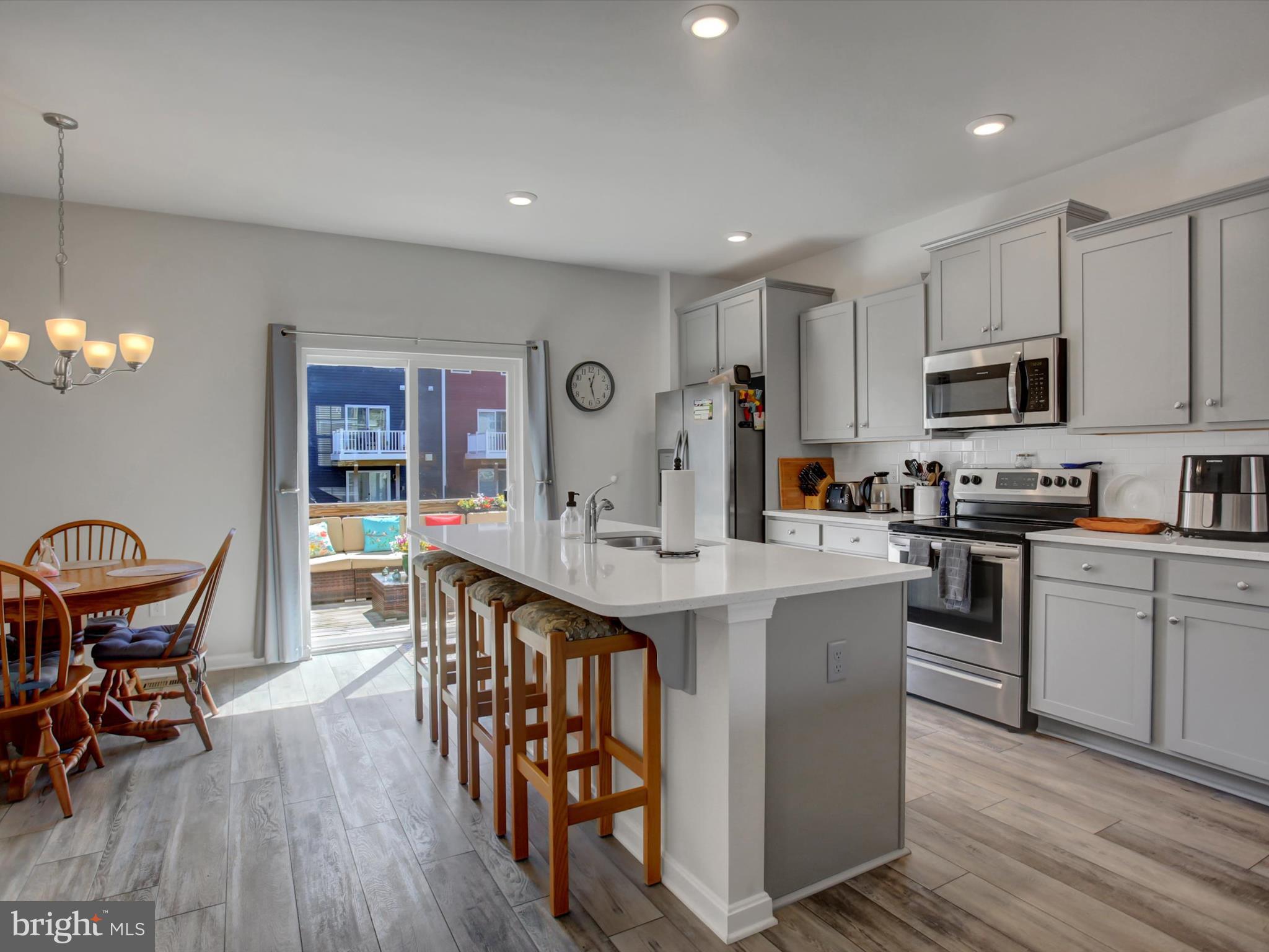 BERKELEY RIDGE - Residential