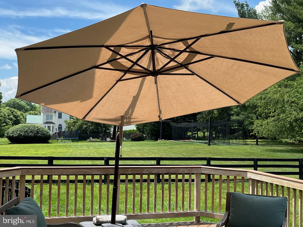 FRANCIS FARM - Residential