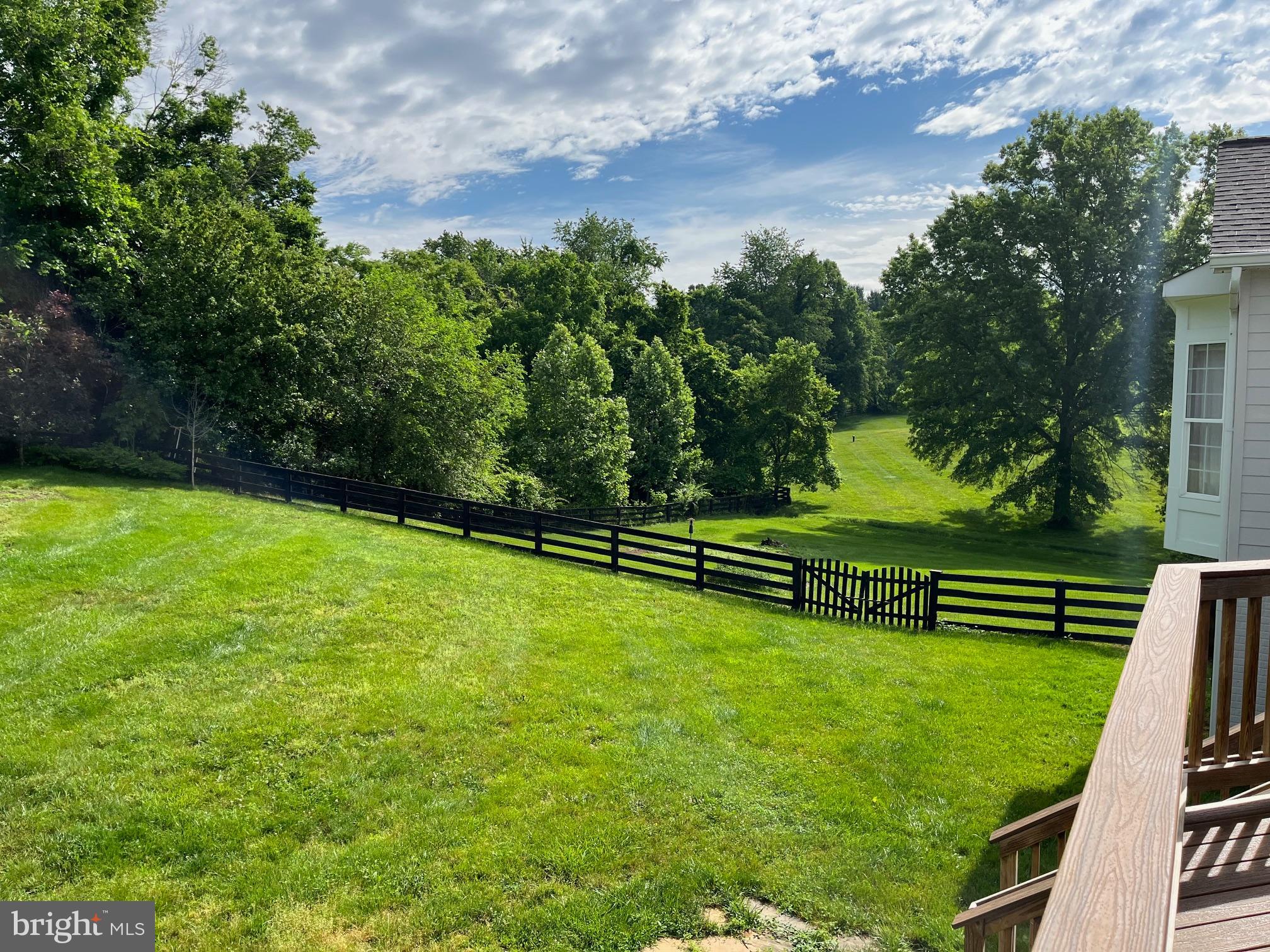 FRANCIS FARM - Residential