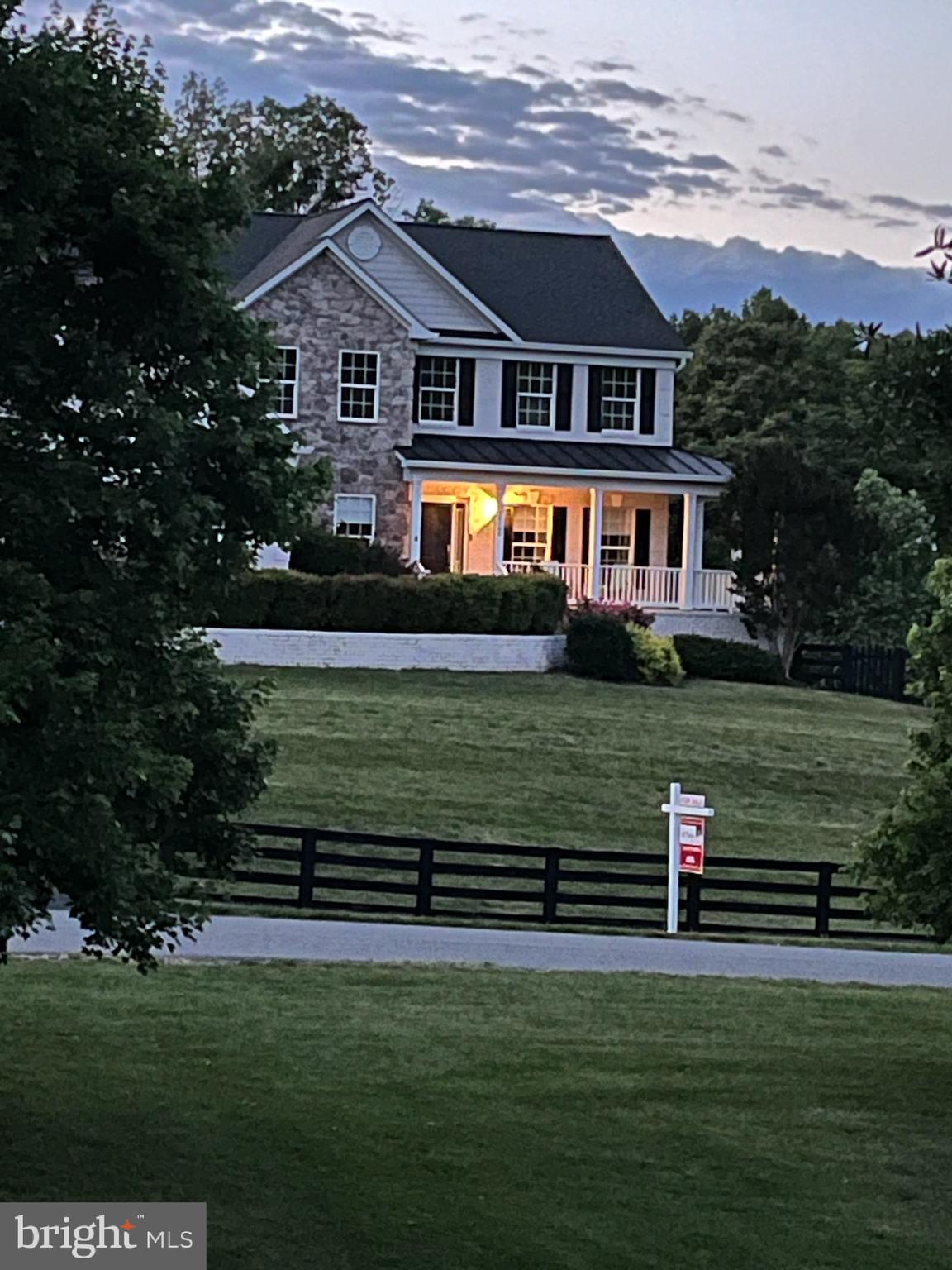 FRANCIS FARM - Residential