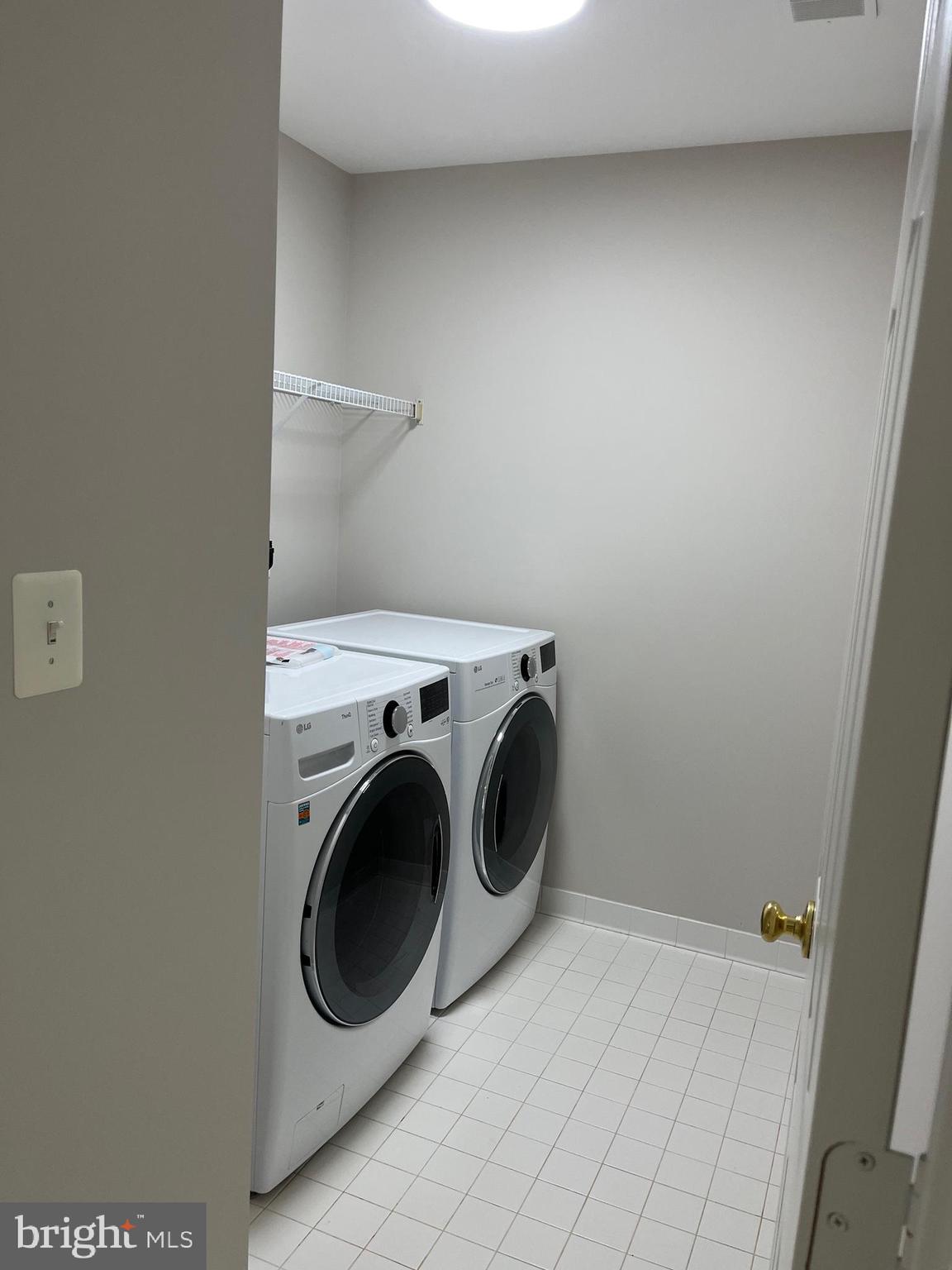 FRANCIS FARM - Residential