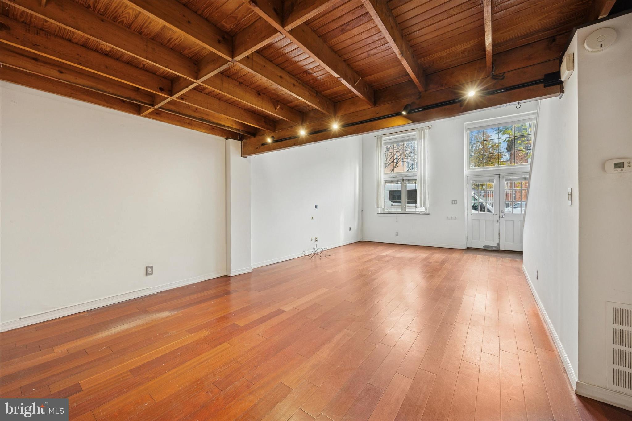 FAIRMOUNT - Residential