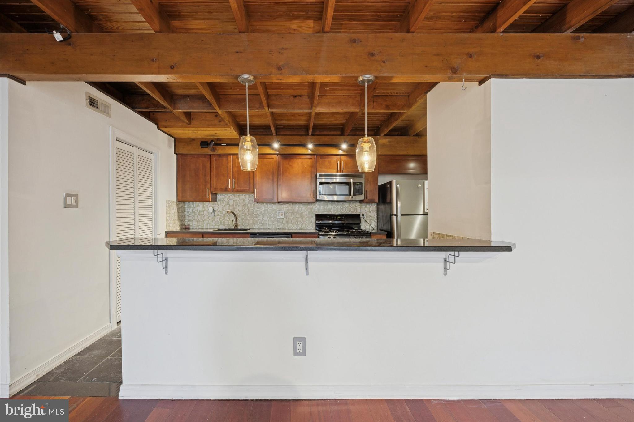 FAIRMOUNT - Residential