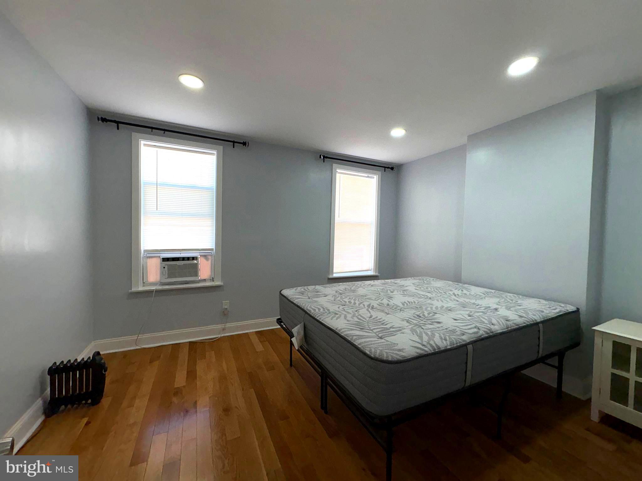 PORT RICHMOND - Residential