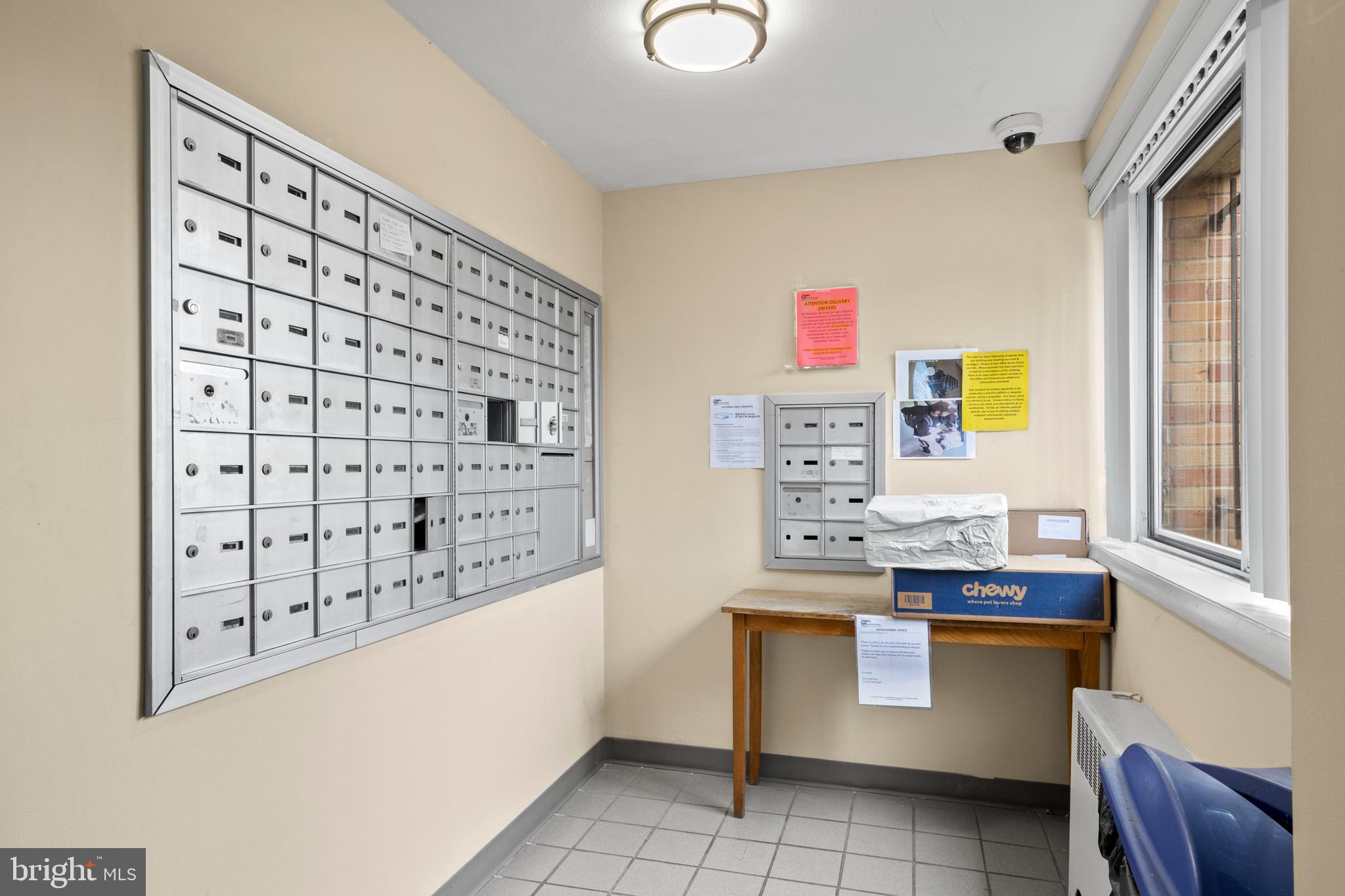 COLUMBIA KNOLL - Residential