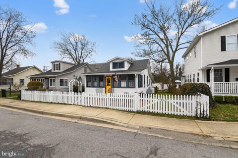 4041 7TH STREET NORTH BEACH MD 20714