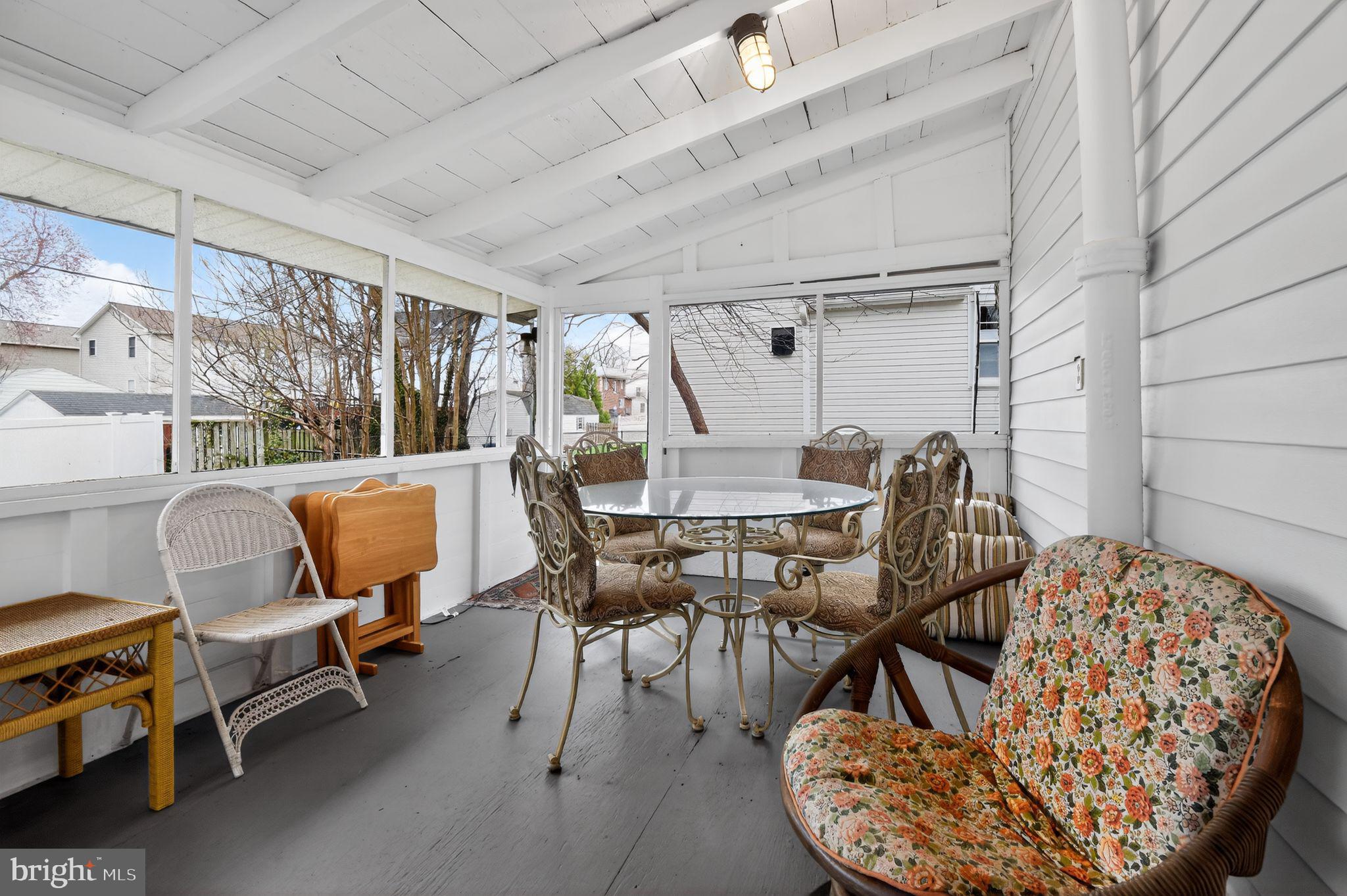 NORTH CHESAPEAKE BEACH - Residential