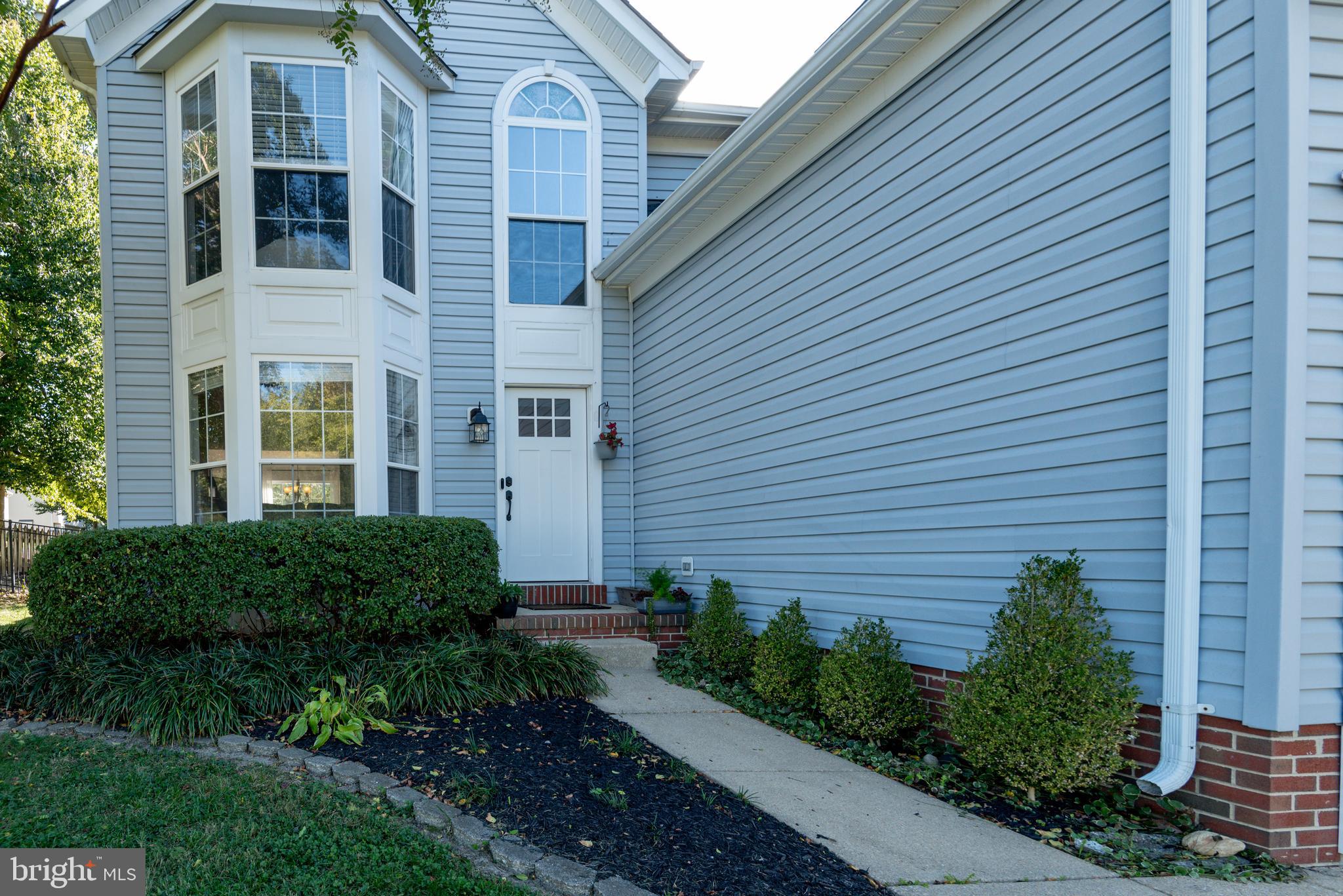 HUNTING QUARTERS - Residential