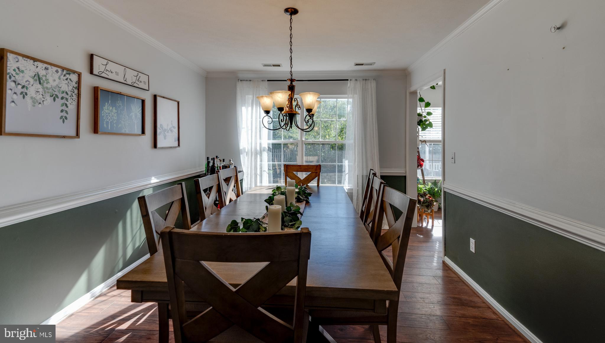 HUNTING QUARTERS - Residential