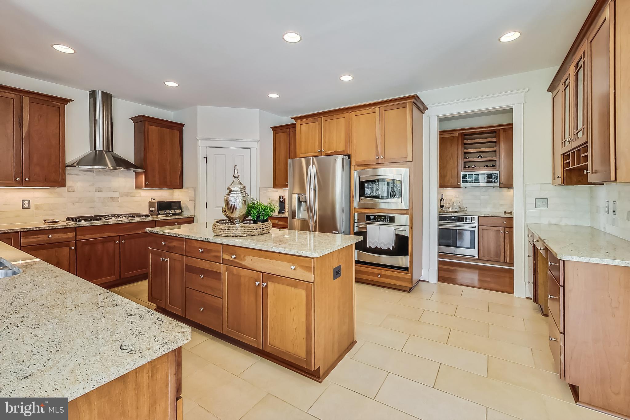 VIENNA WOODS - Residential