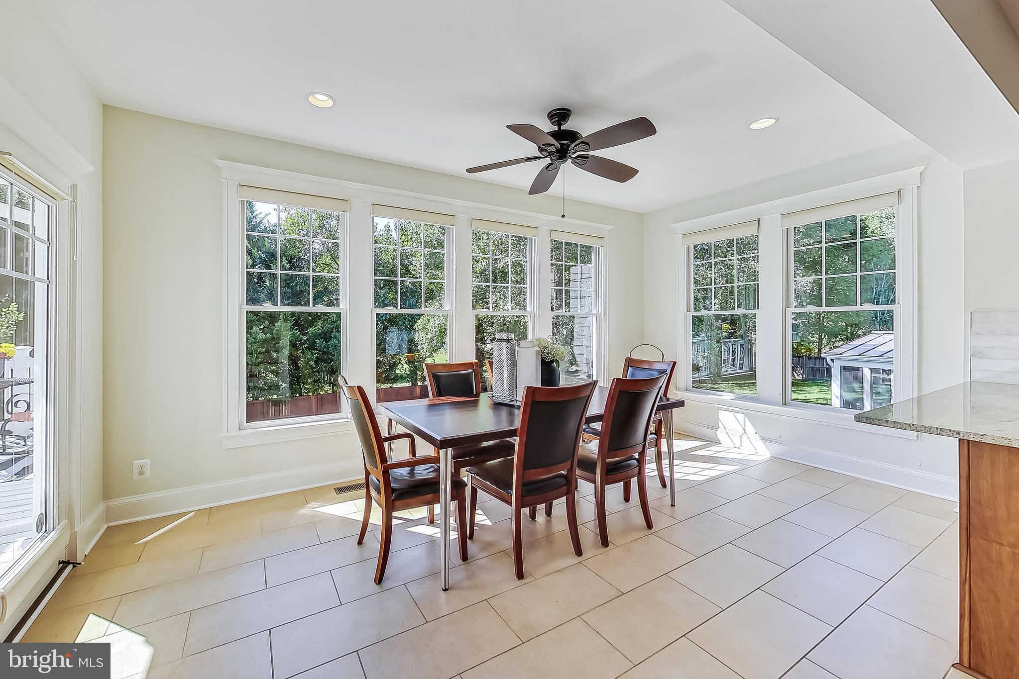 VIENNA WOODS - Residential