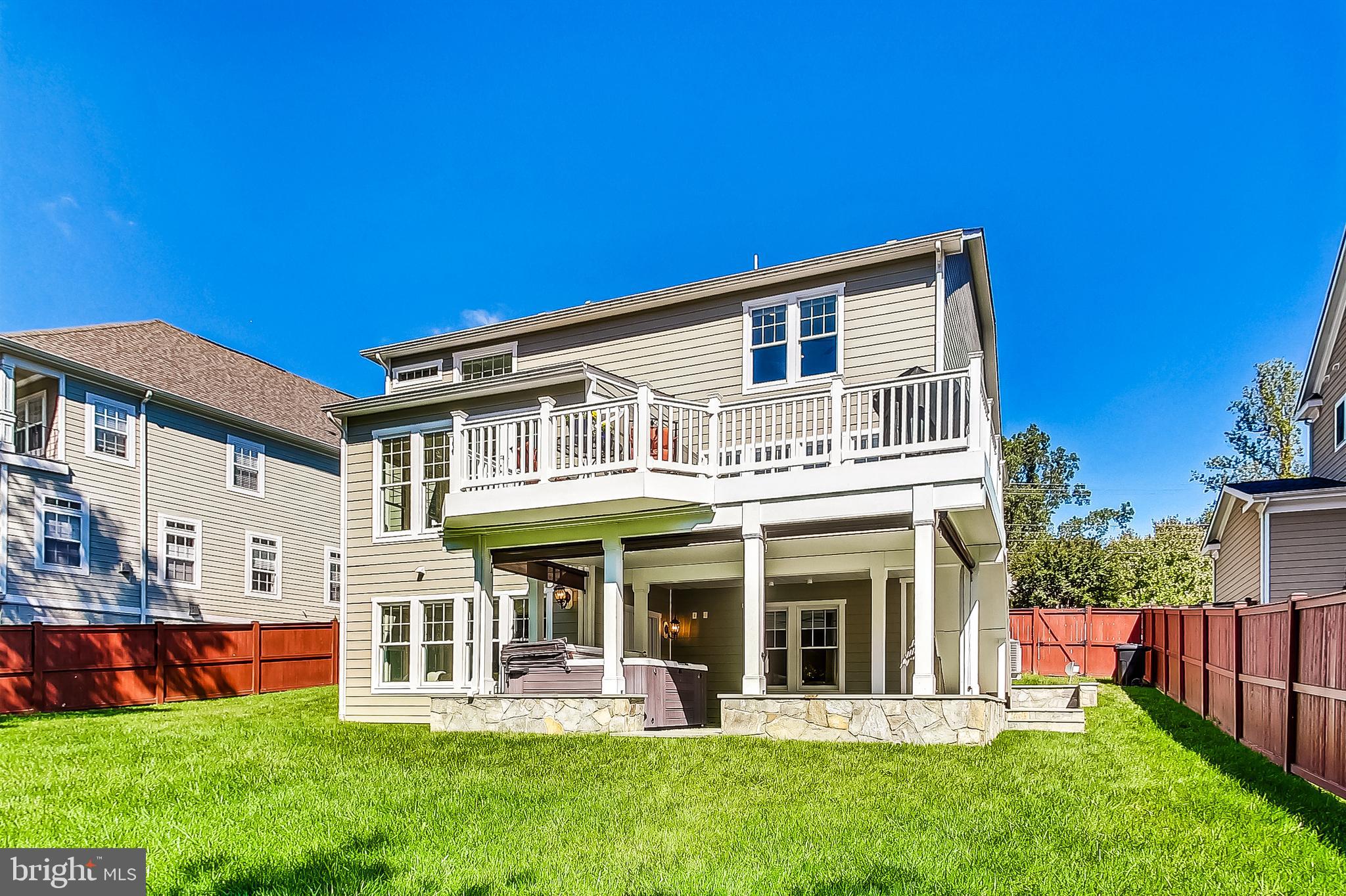 VIENNA WOODS - Residential