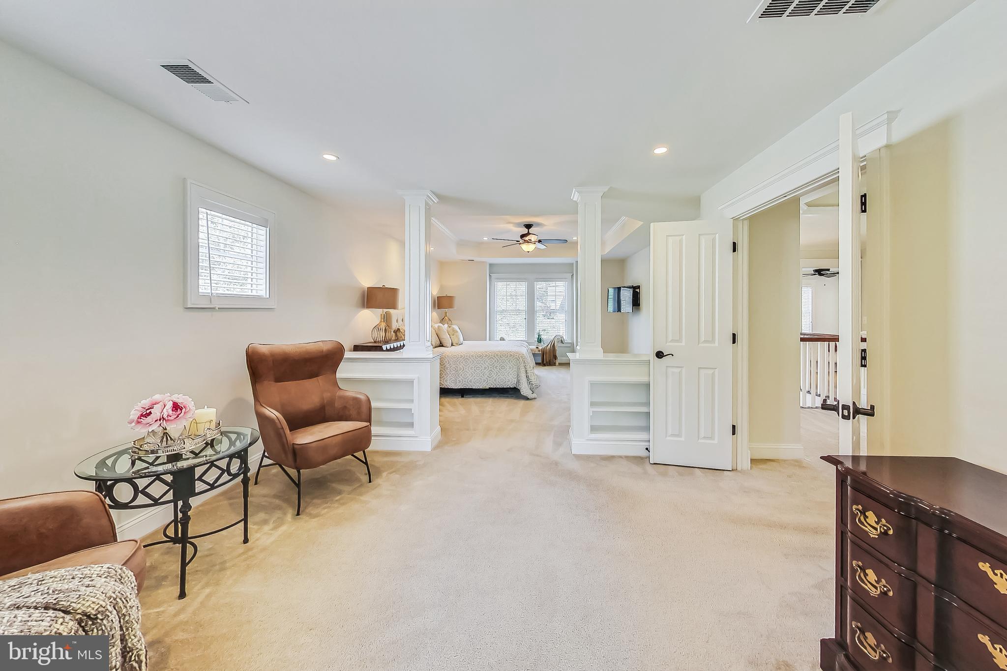 VIENNA WOODS - Residential