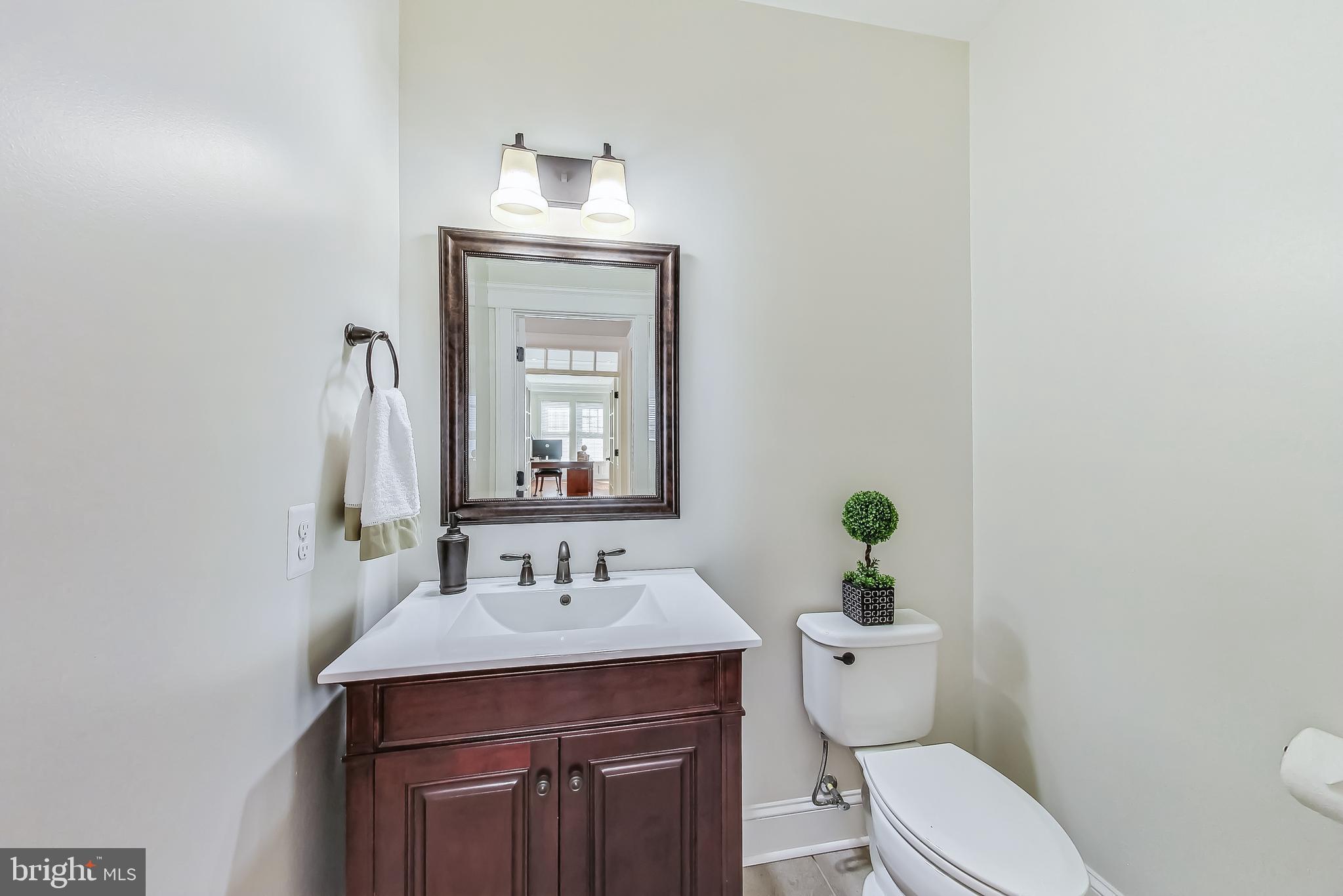 VIENNA WOODS - Residential