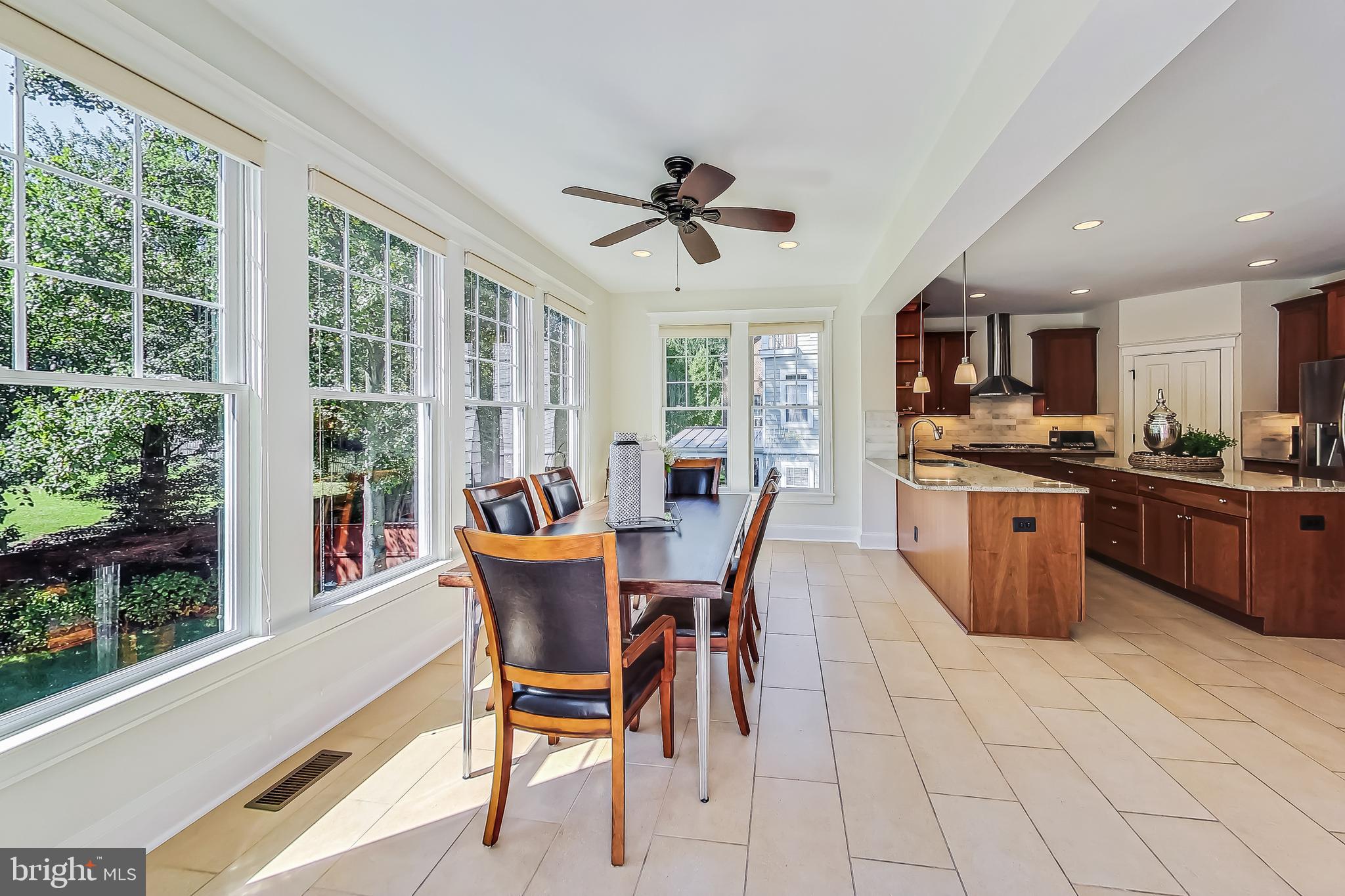 VIENNA WOODS - Residential