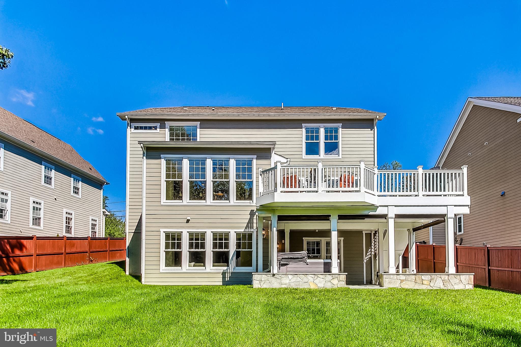 VIENNA WOODS - Residential