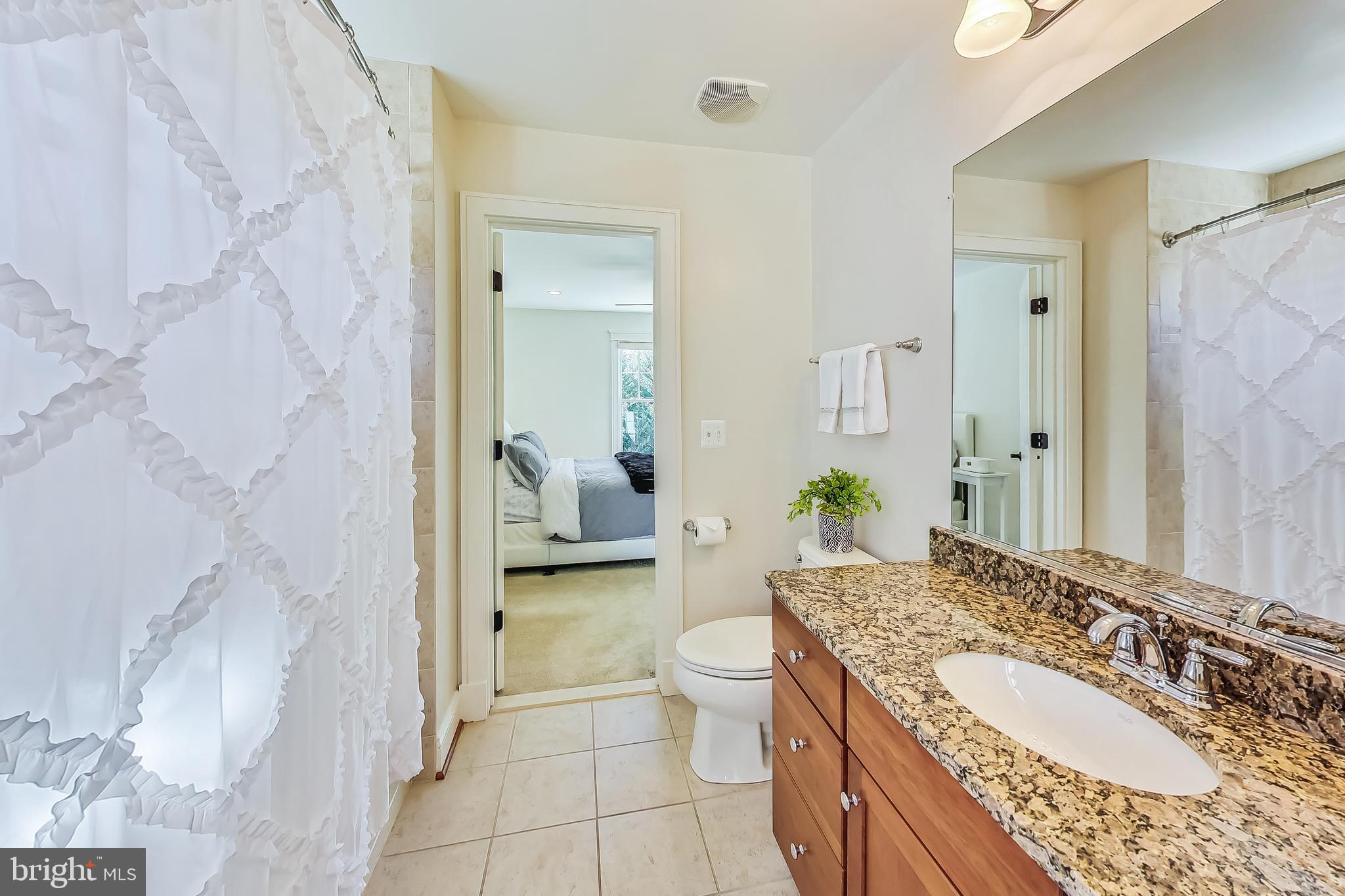 VIENNA WOODS - Residential