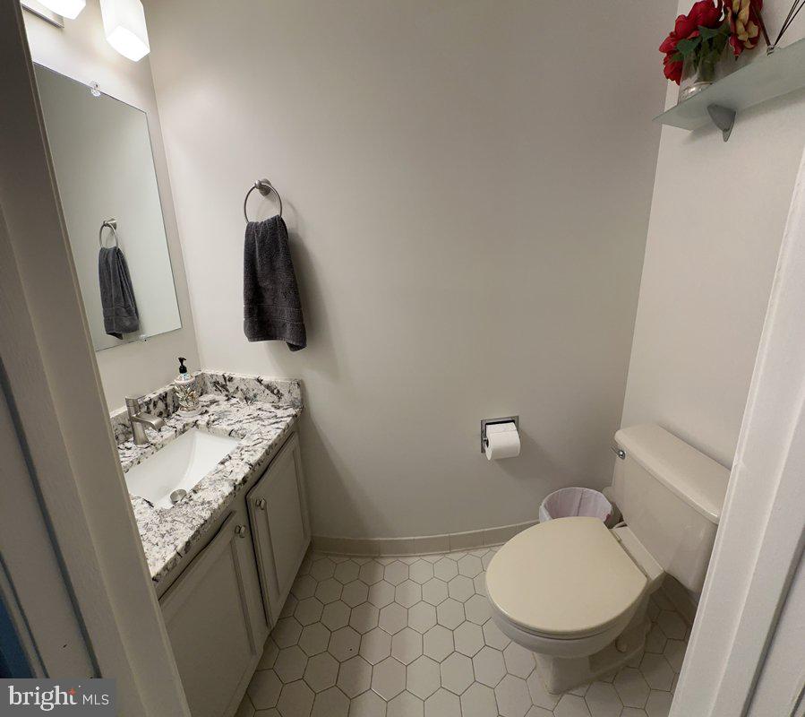 FOREST VIEW - Residential Lease