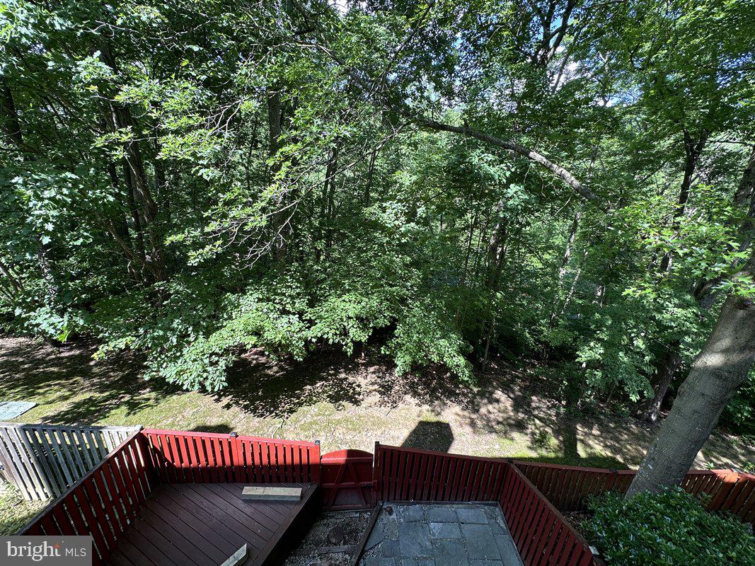 FOREST VIEW - Residential Lease