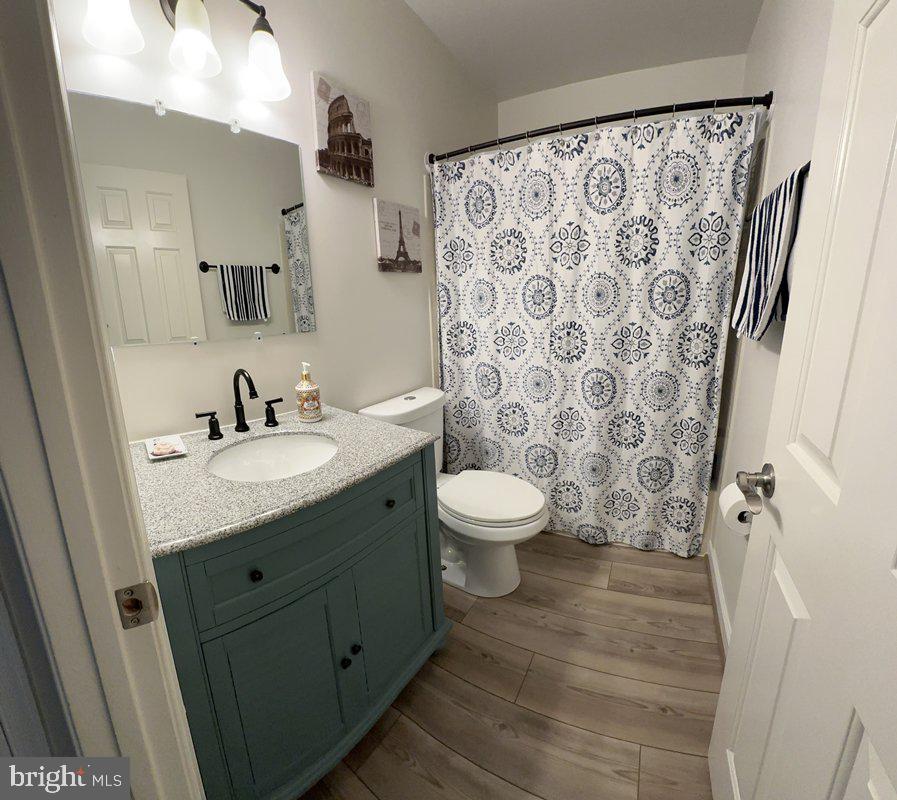 FOREST VIEW - Residential Lease