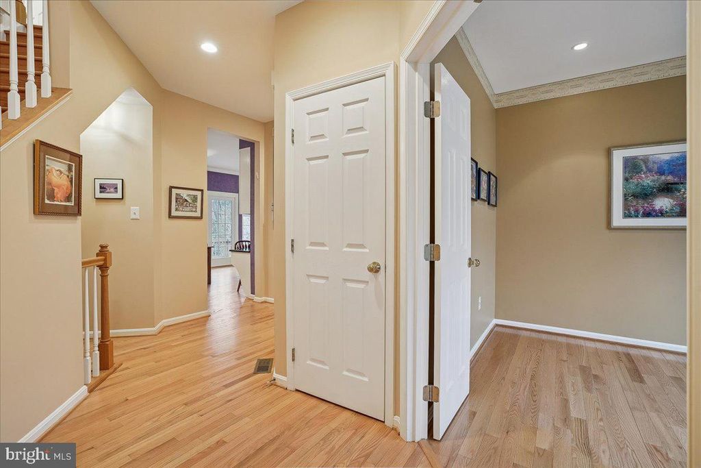 Photo of 9804 Cresence Way, FAIRFAX, VA 22032 (MLS # VAFC2007858)