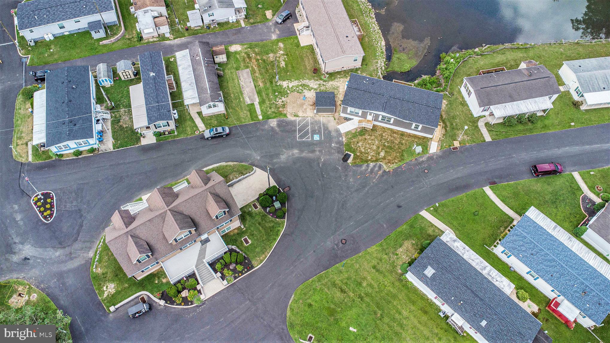 VILLAGE GREEN - Residential