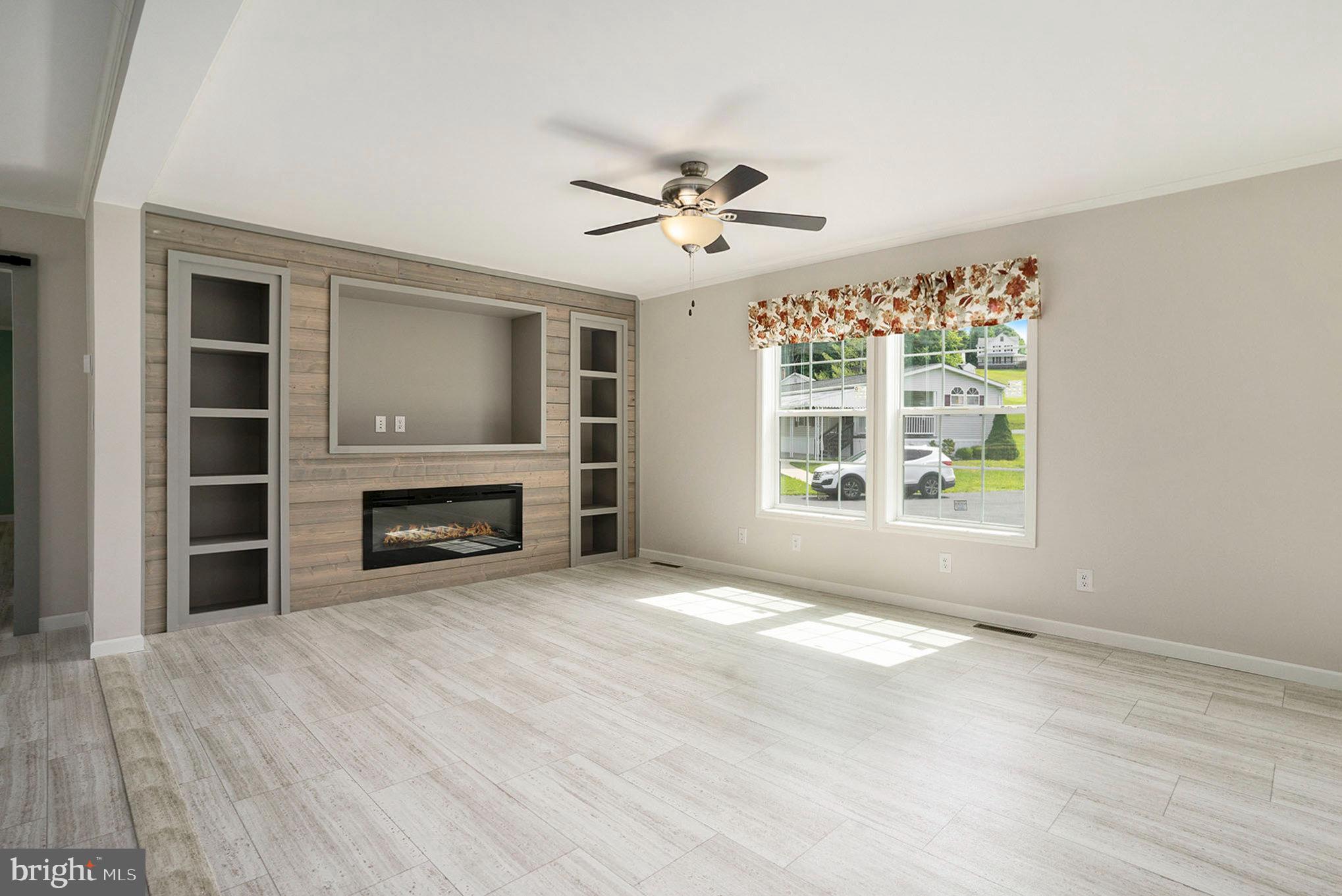 VILLAGE GREEN - Residential