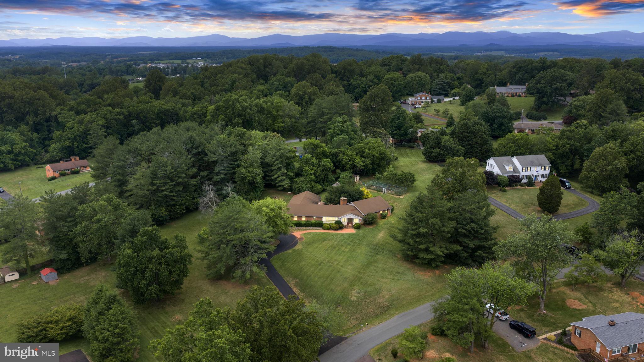 252 BOXLEY LANE
