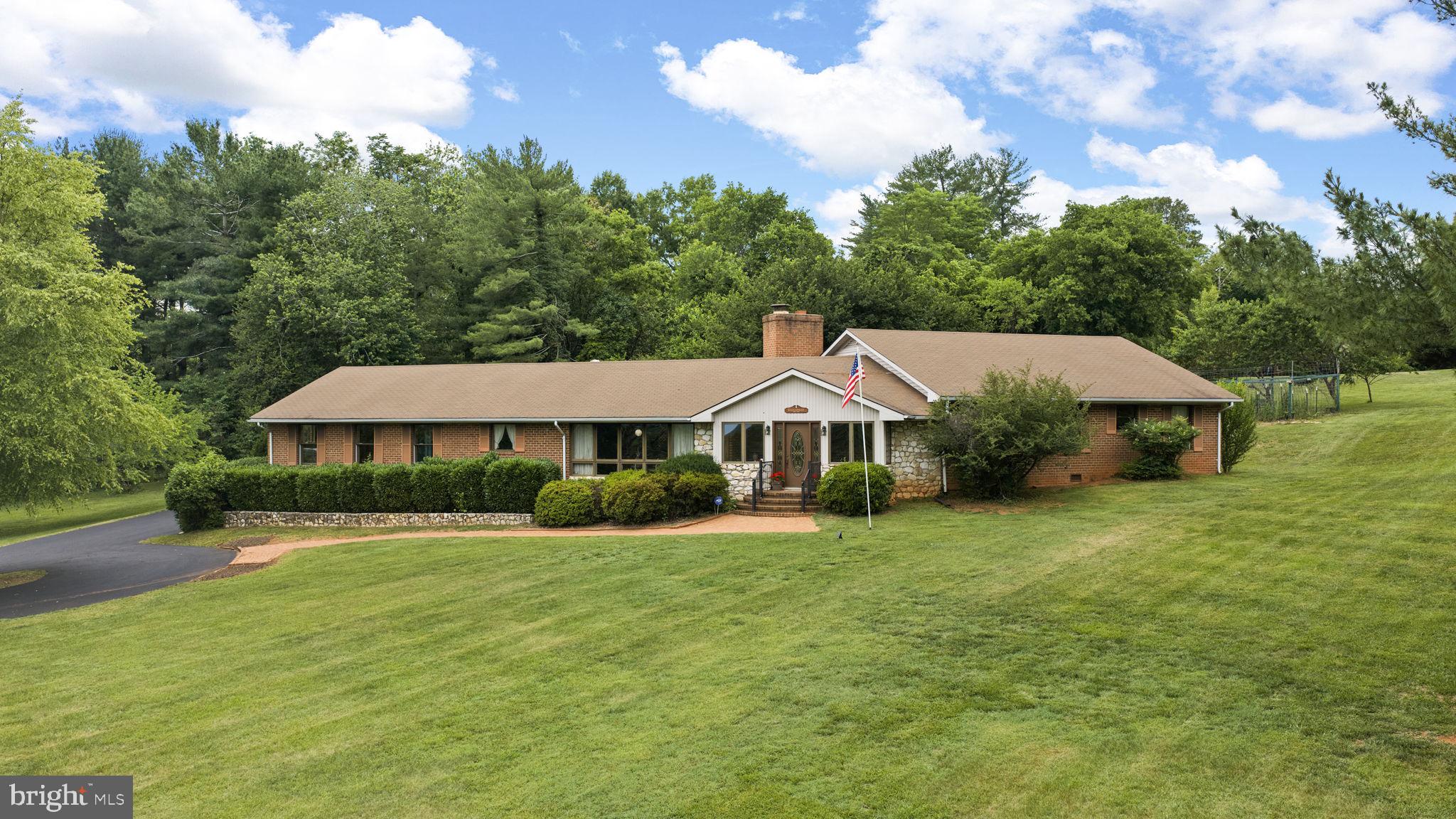 252 BOXLEY LANE