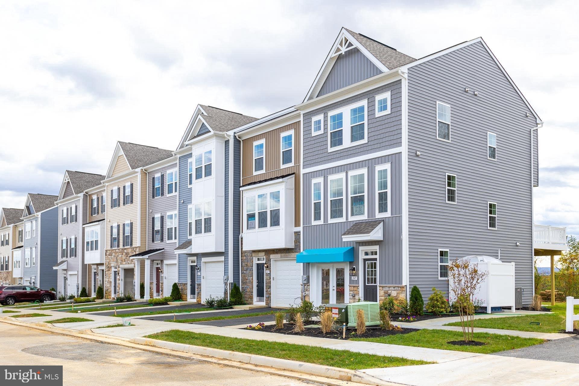 HUNTFIELD - Residential