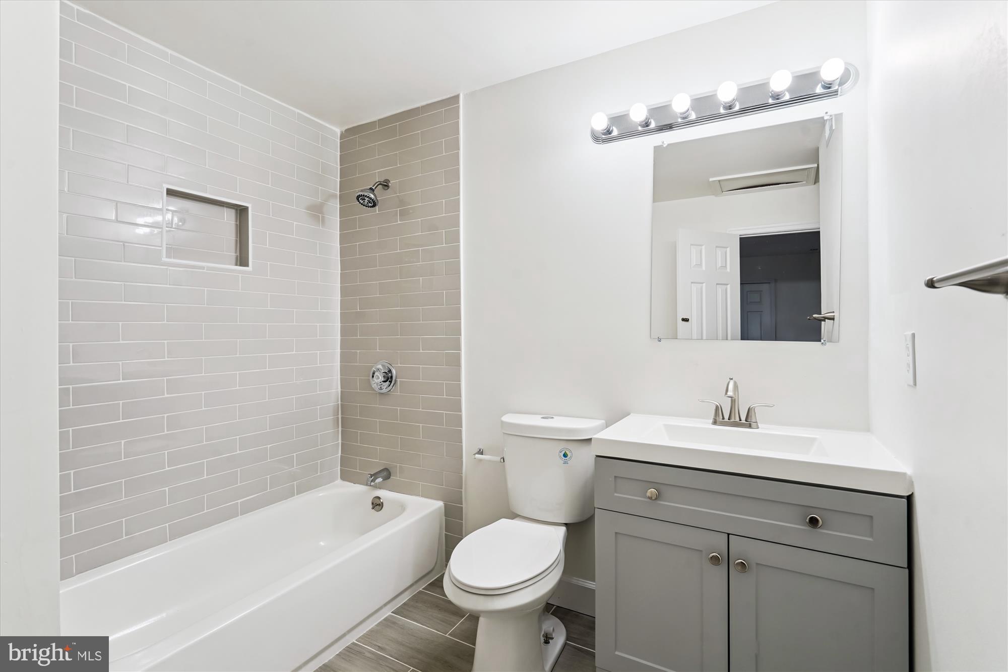 HIGHVIEW PARK - Residential