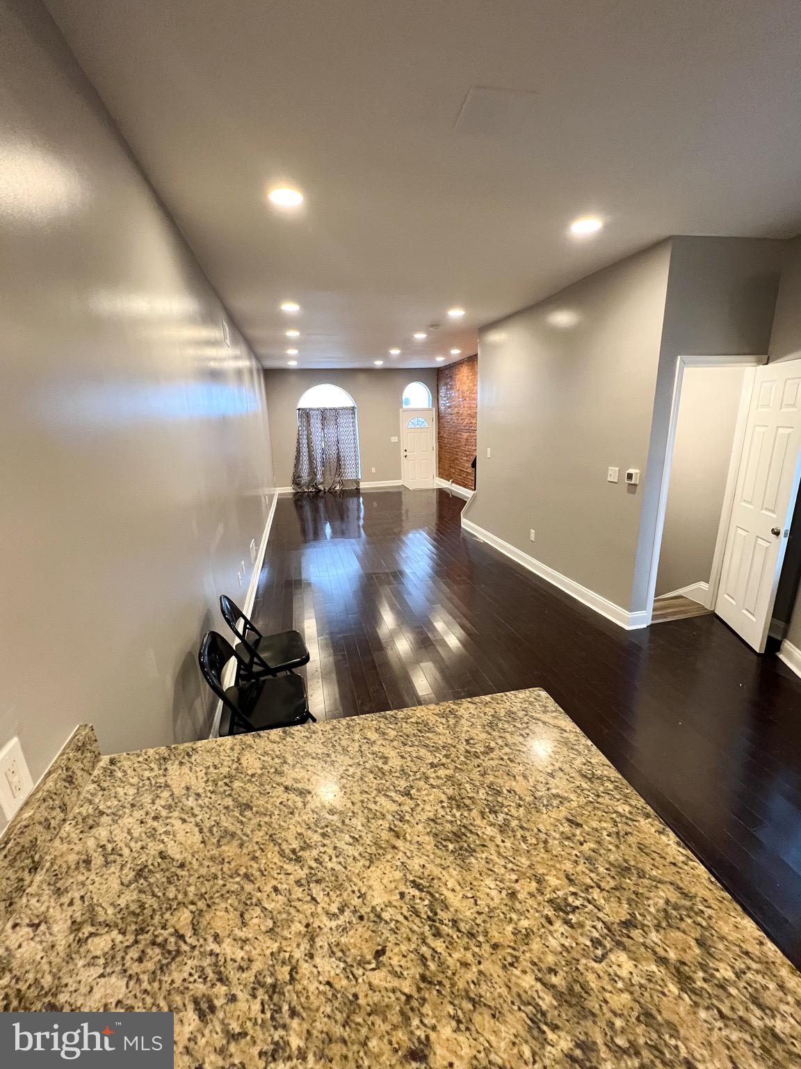 HIGHLANDTOWN - Residential
