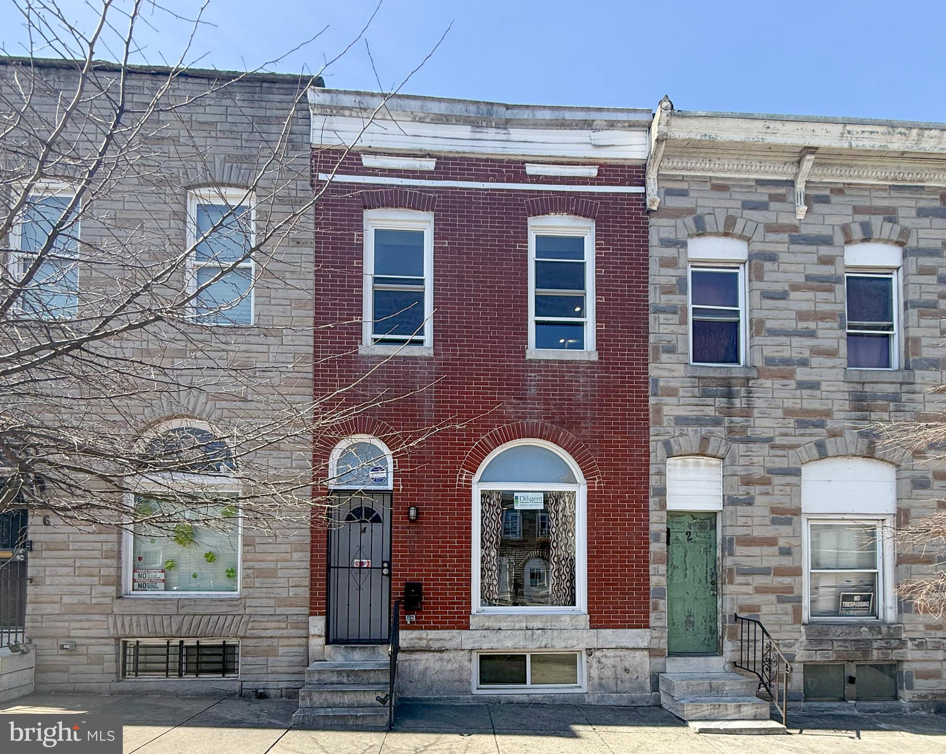 4 HIGHLAND AVENUE S