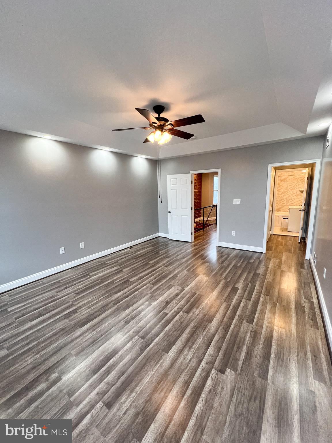HIGHLANDTOWN - Residential