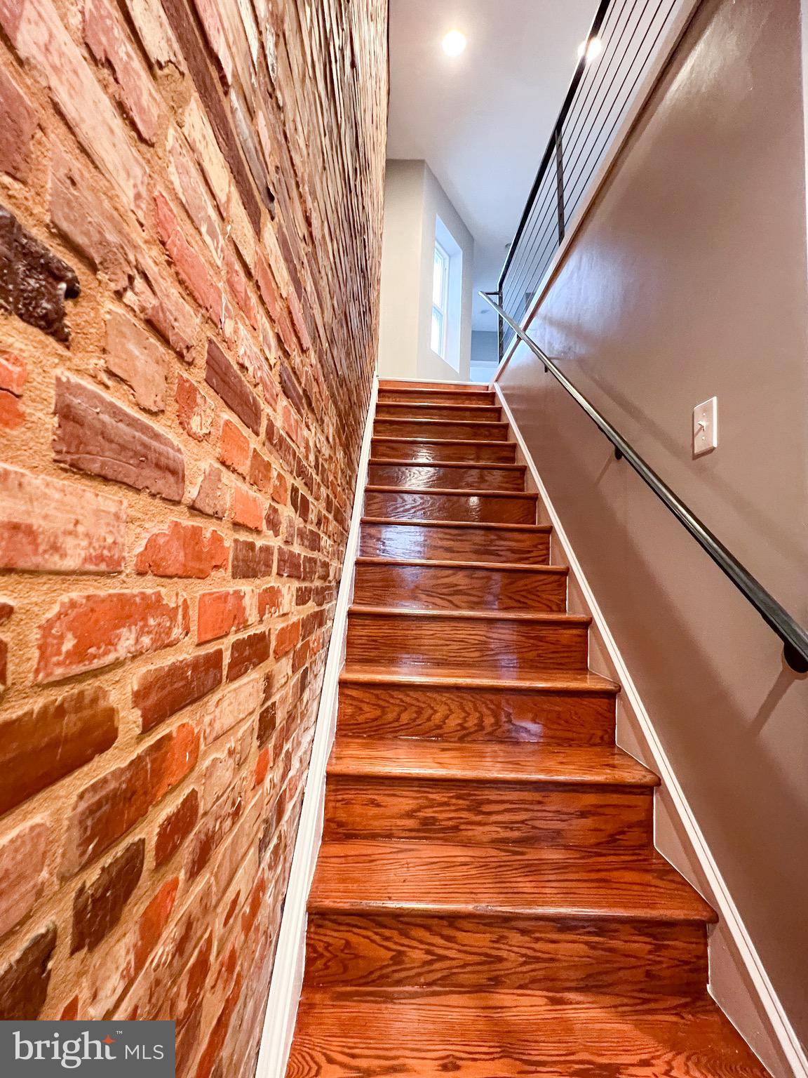 HIGHLANDTOWN - Residential