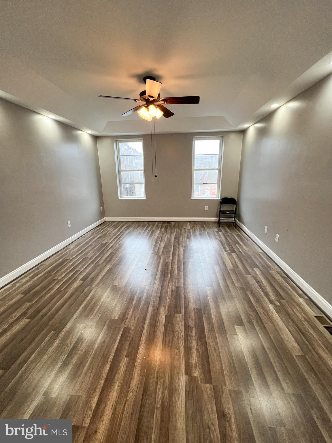 HIGHLANDTOWN - Residential