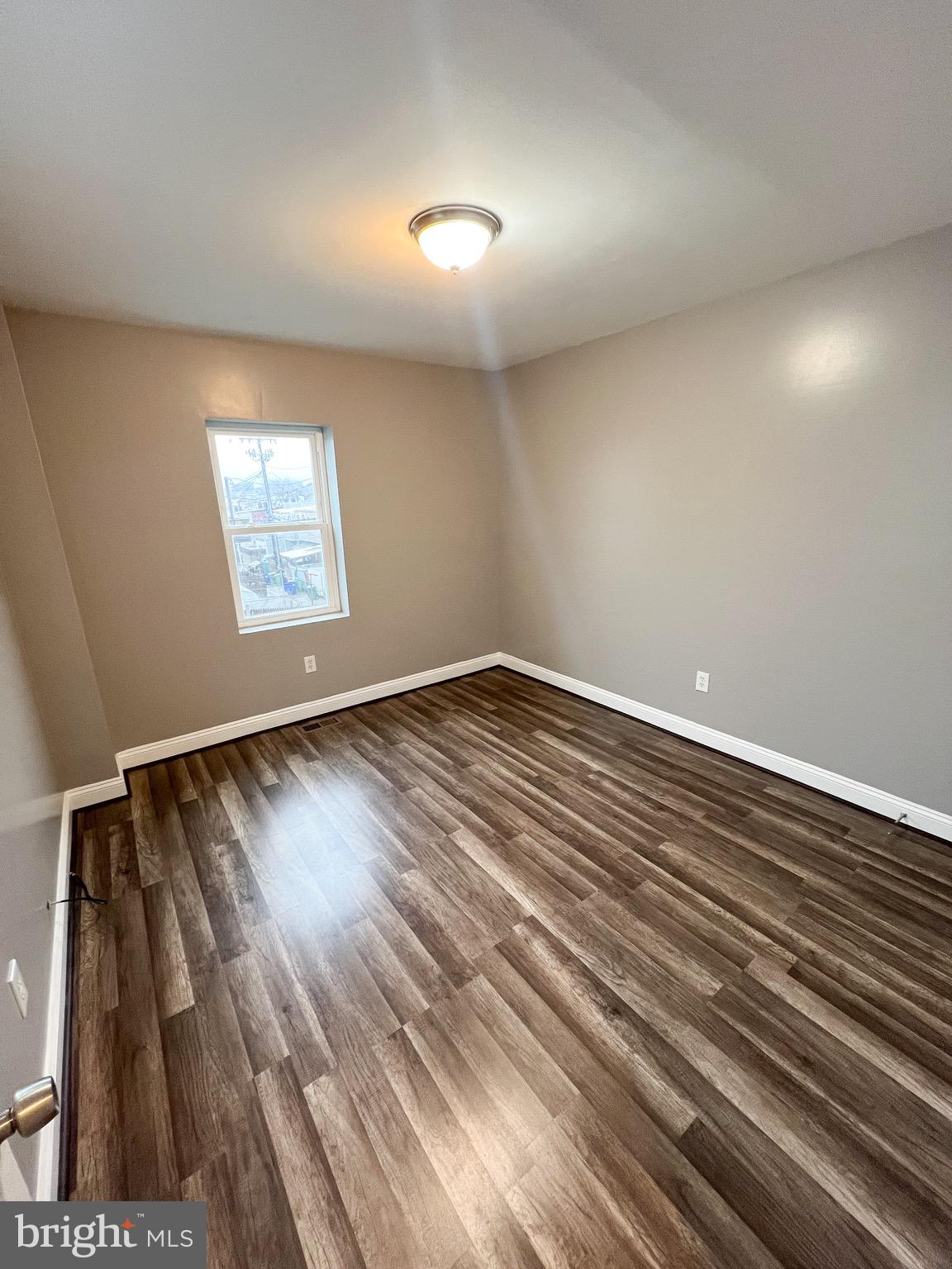 HIGHLANDTOWN - Residential