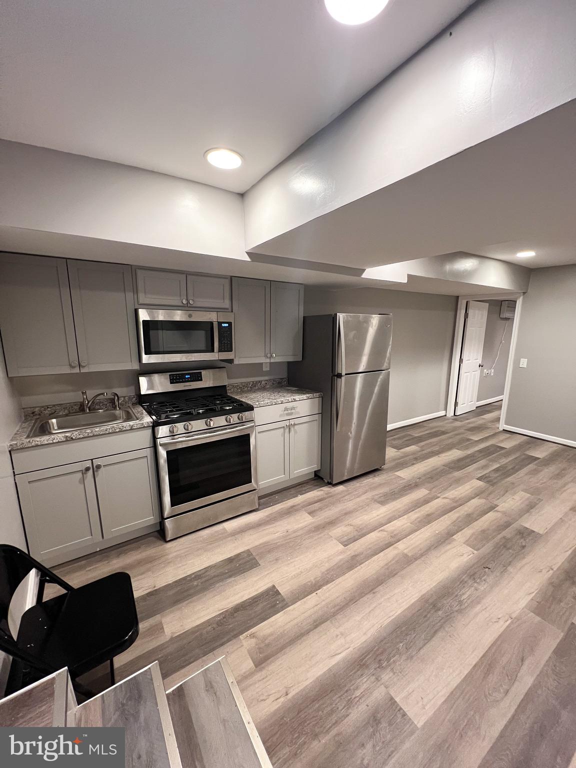 HIGHLANDTOWN - Residential