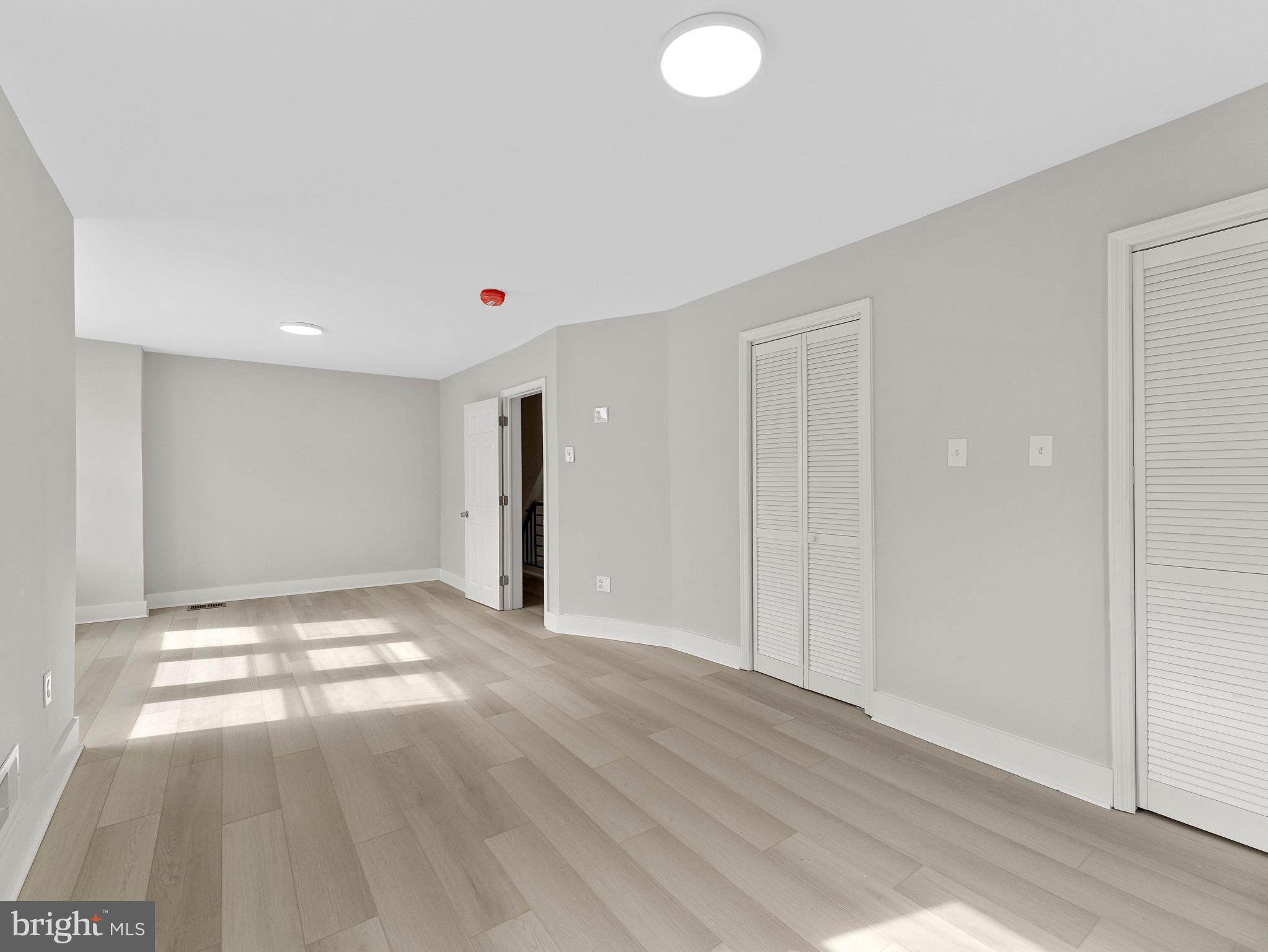 RHAWNHURST - Residential