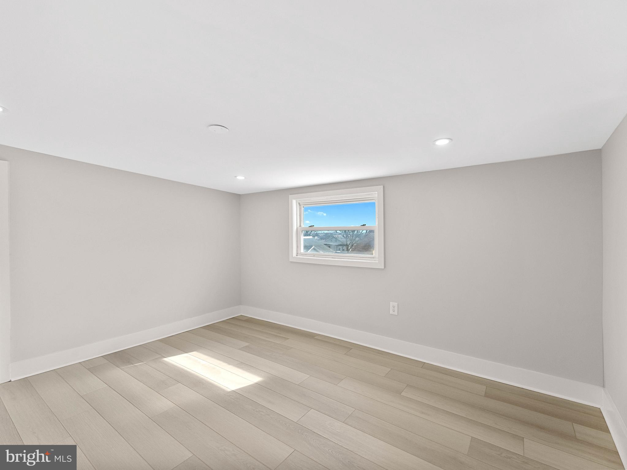 RHAWNHURST - Residential