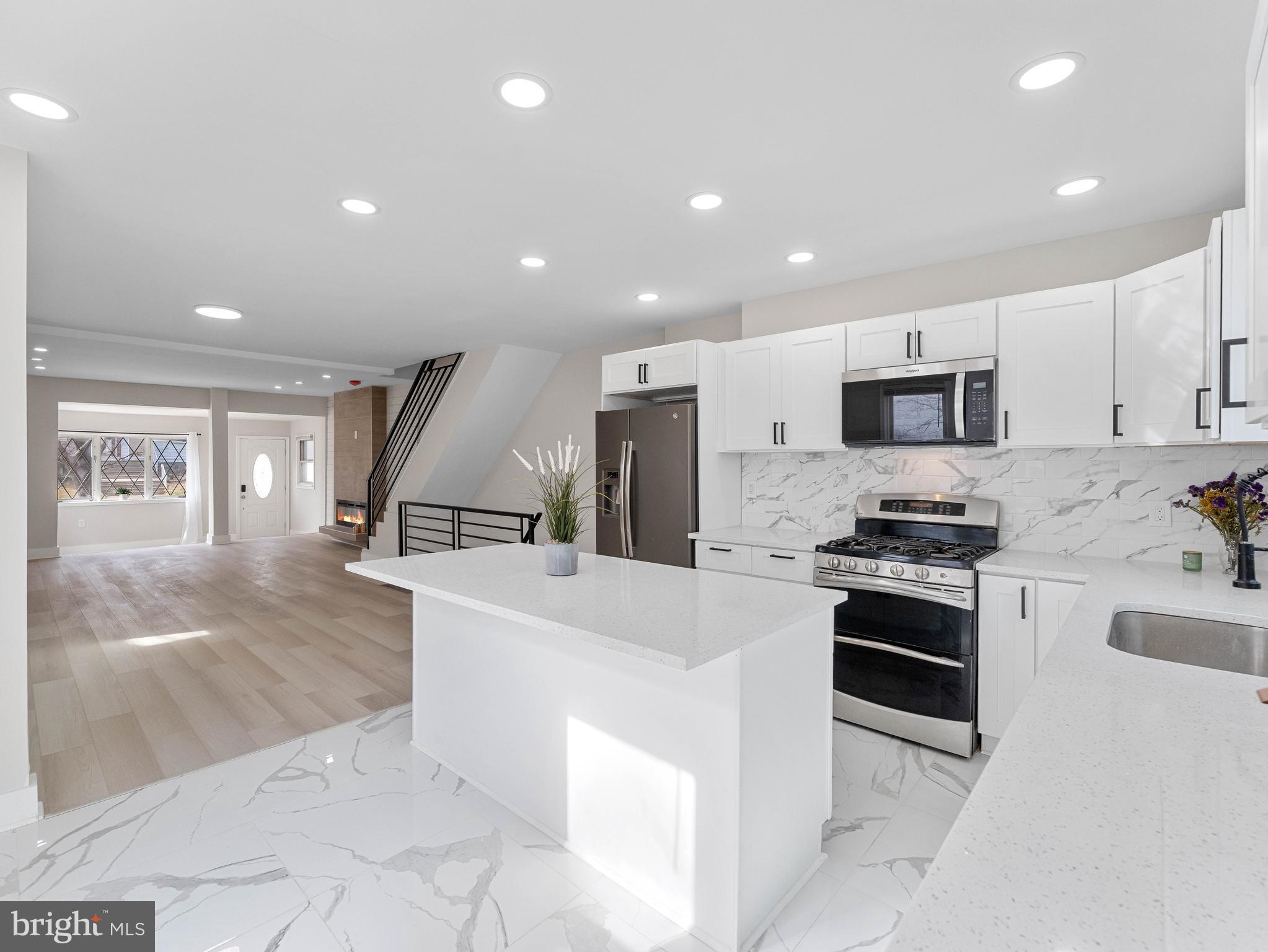 RHAWNHURST - Residential