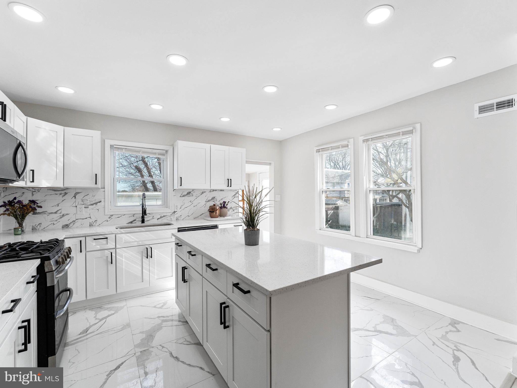 RHAWNHURST - Residential