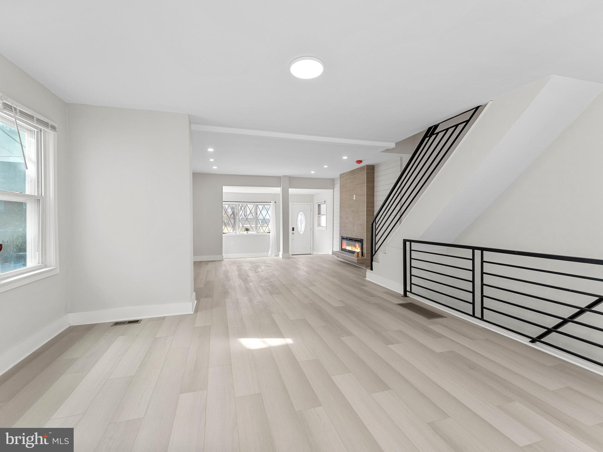 RHAWNHURST - Residential