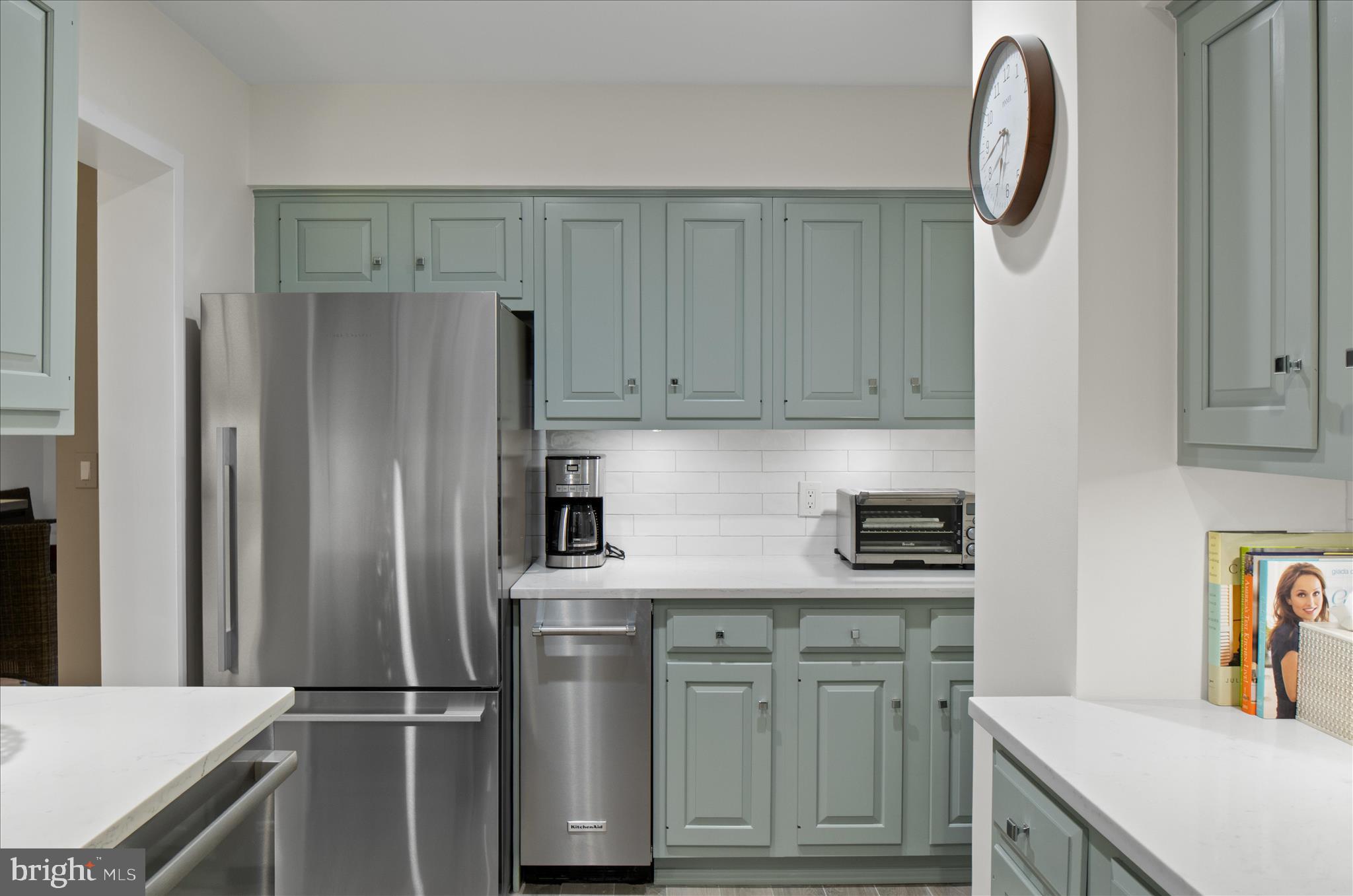 8101 CONN AVE - Residential