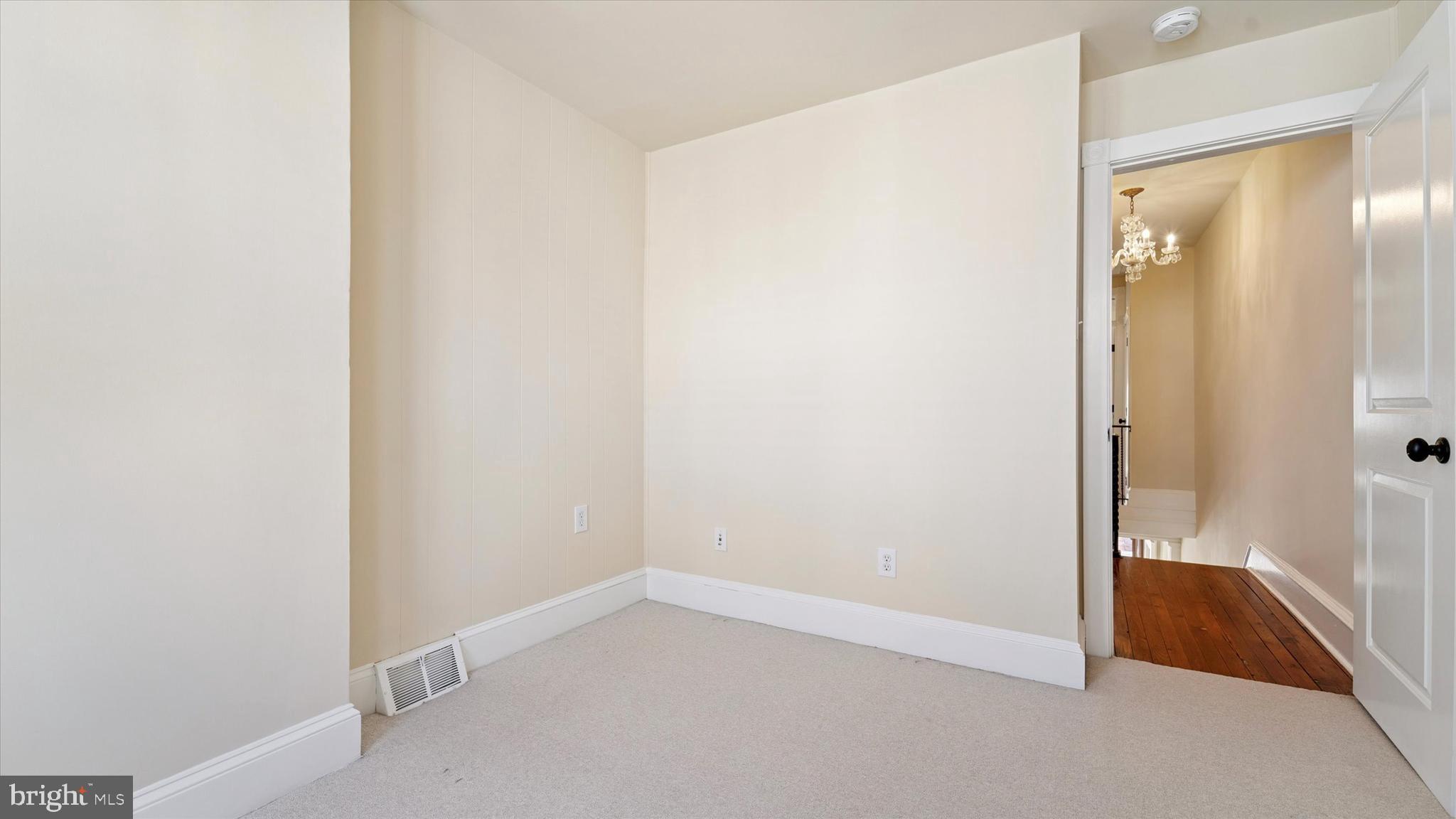 LOWER MOYAMENSING - Residential