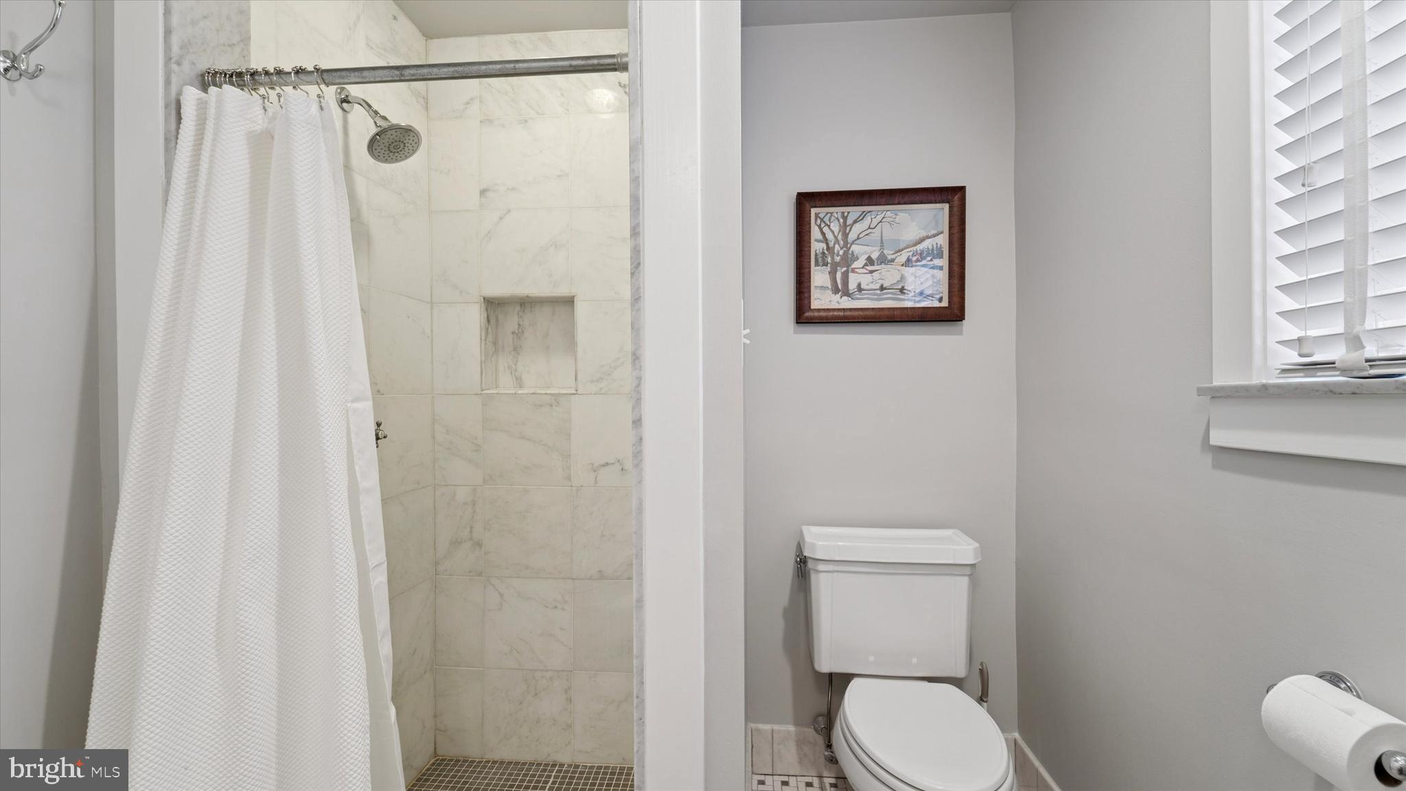 LOWER MOYAMENSING - Residential