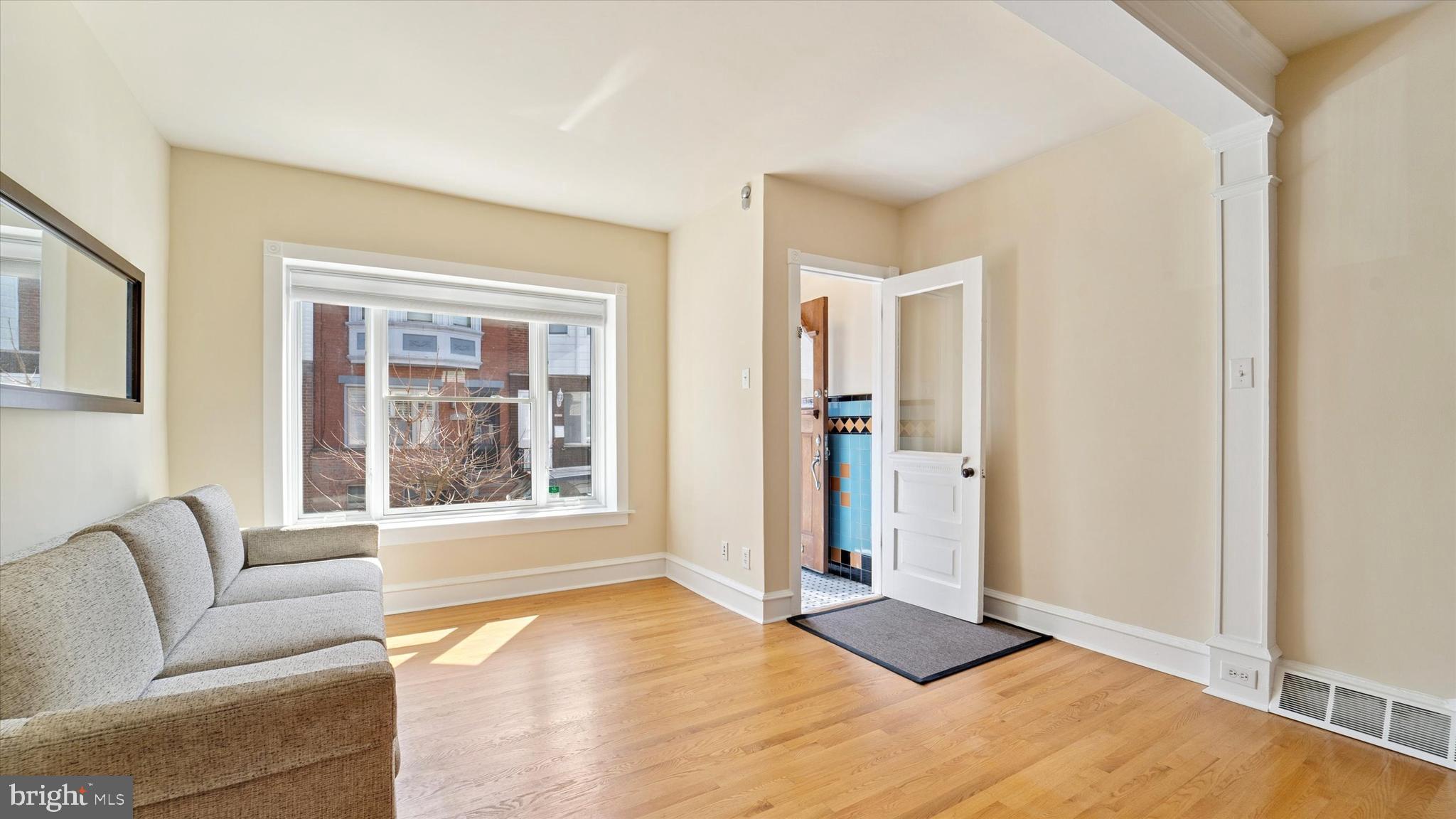 LOWER MOYAMENSING - Residential